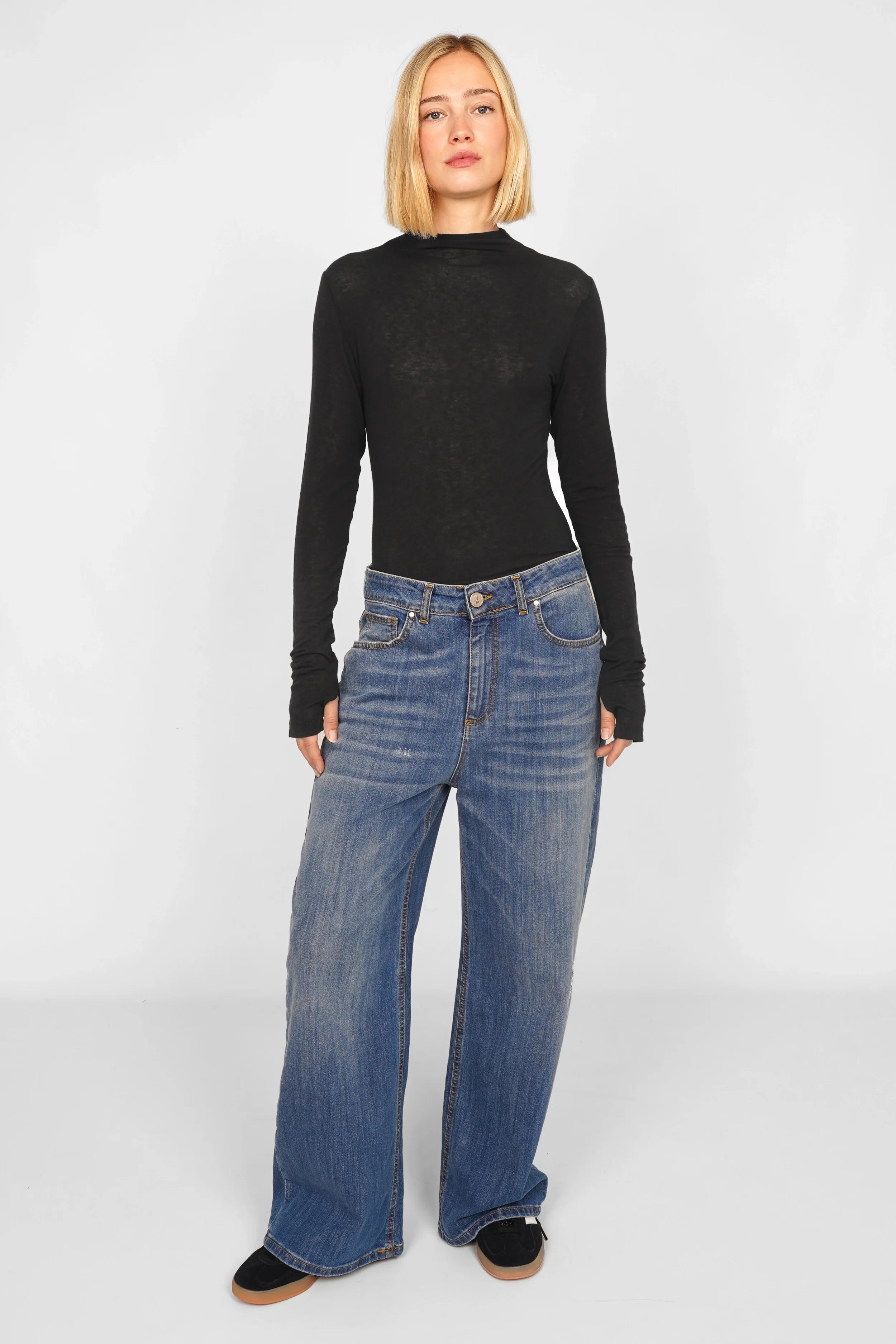 ANJKA longsleeve in cashmere blend