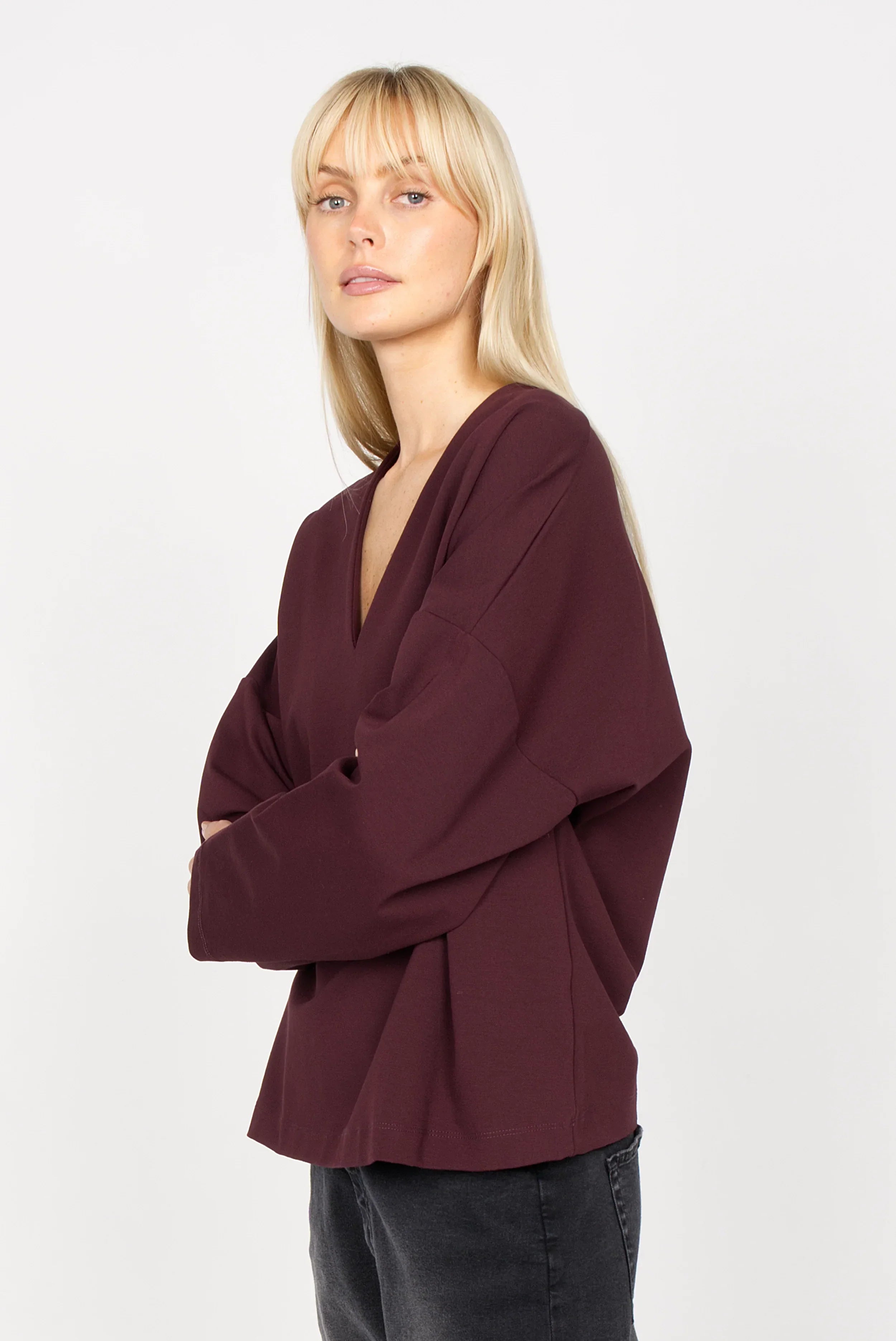 BERLEY relaxed v-neck blouse