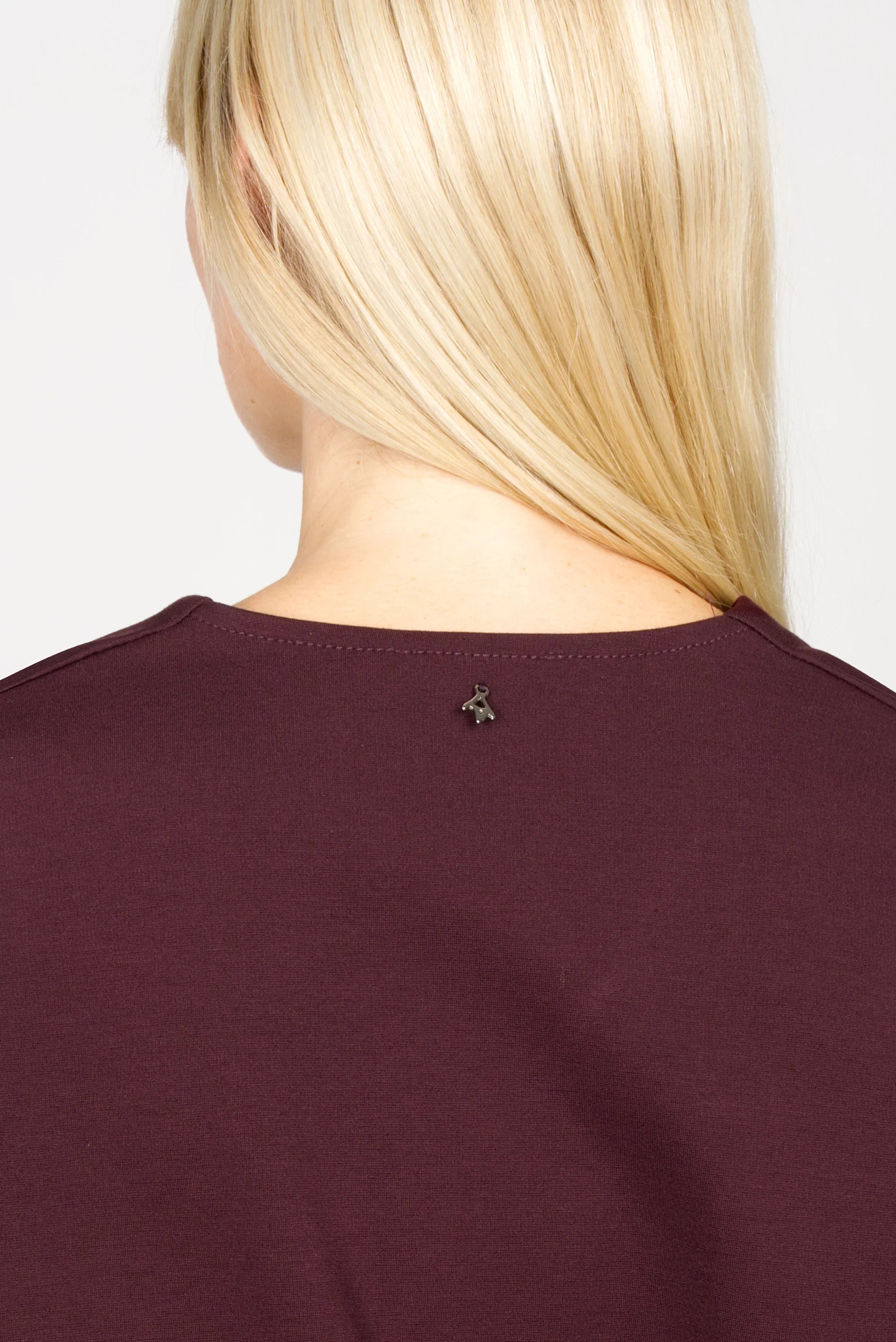 BERLEY relaxed v-neck blouse