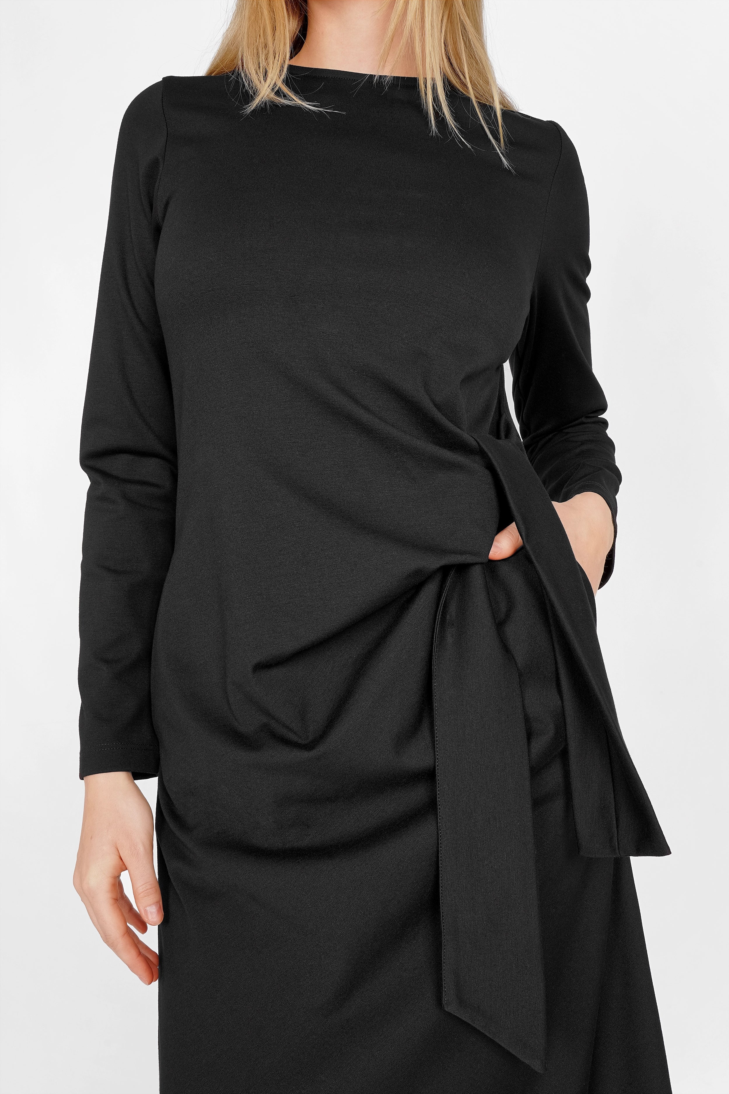 Minimalist Dress (Not closed!!!)