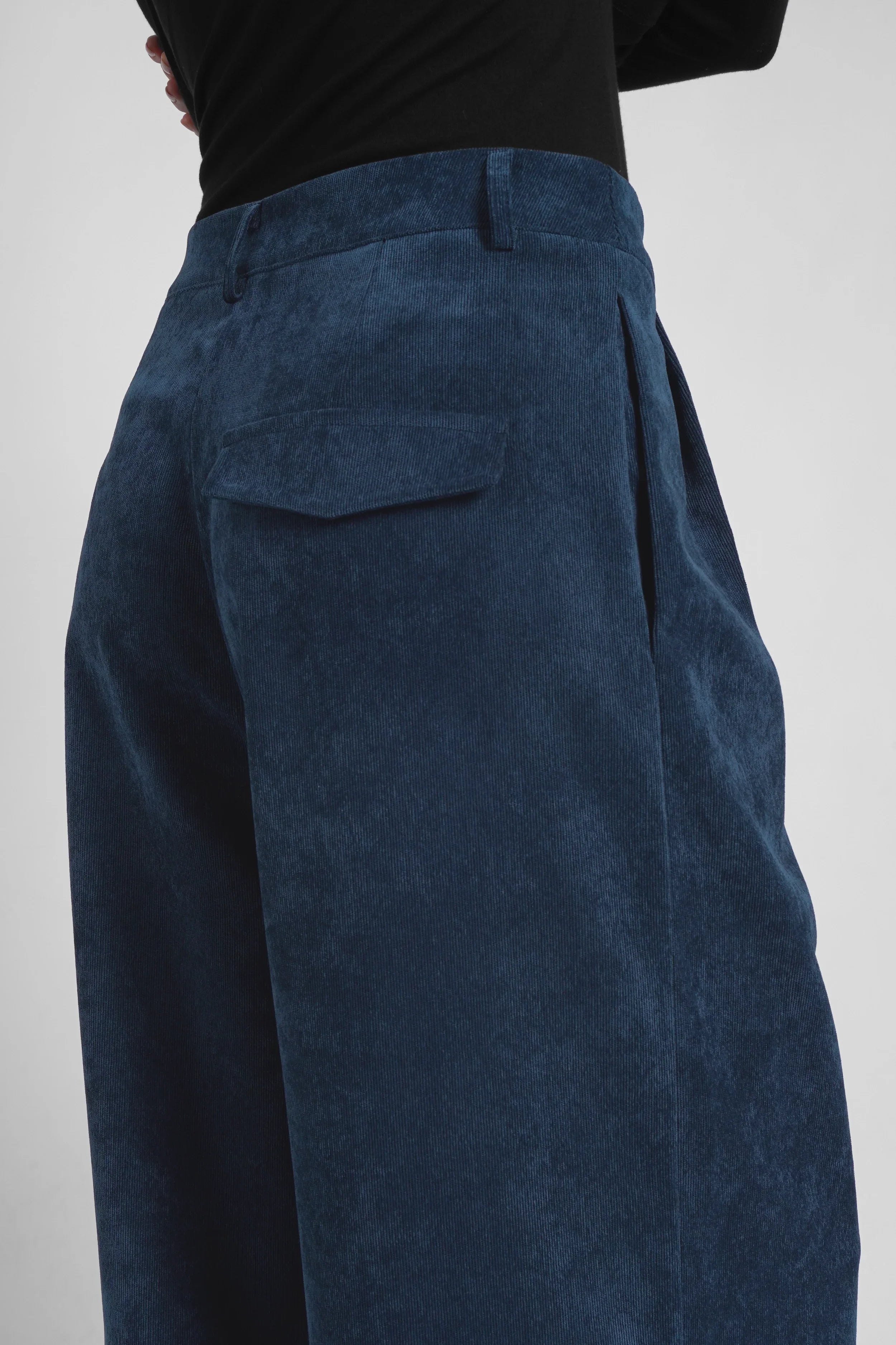 ELEE wide leg corduroy pants