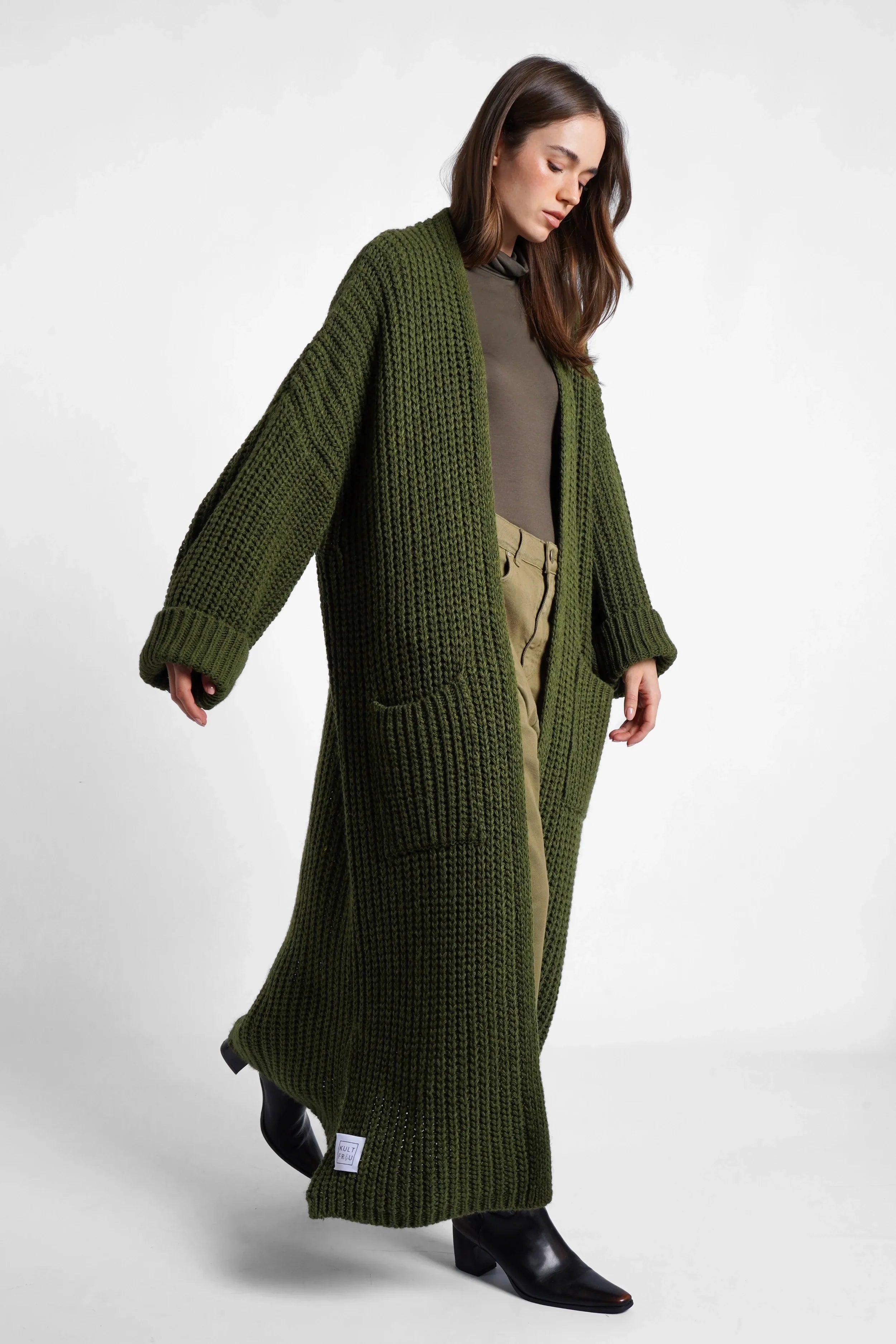 LOLA knit cardigan