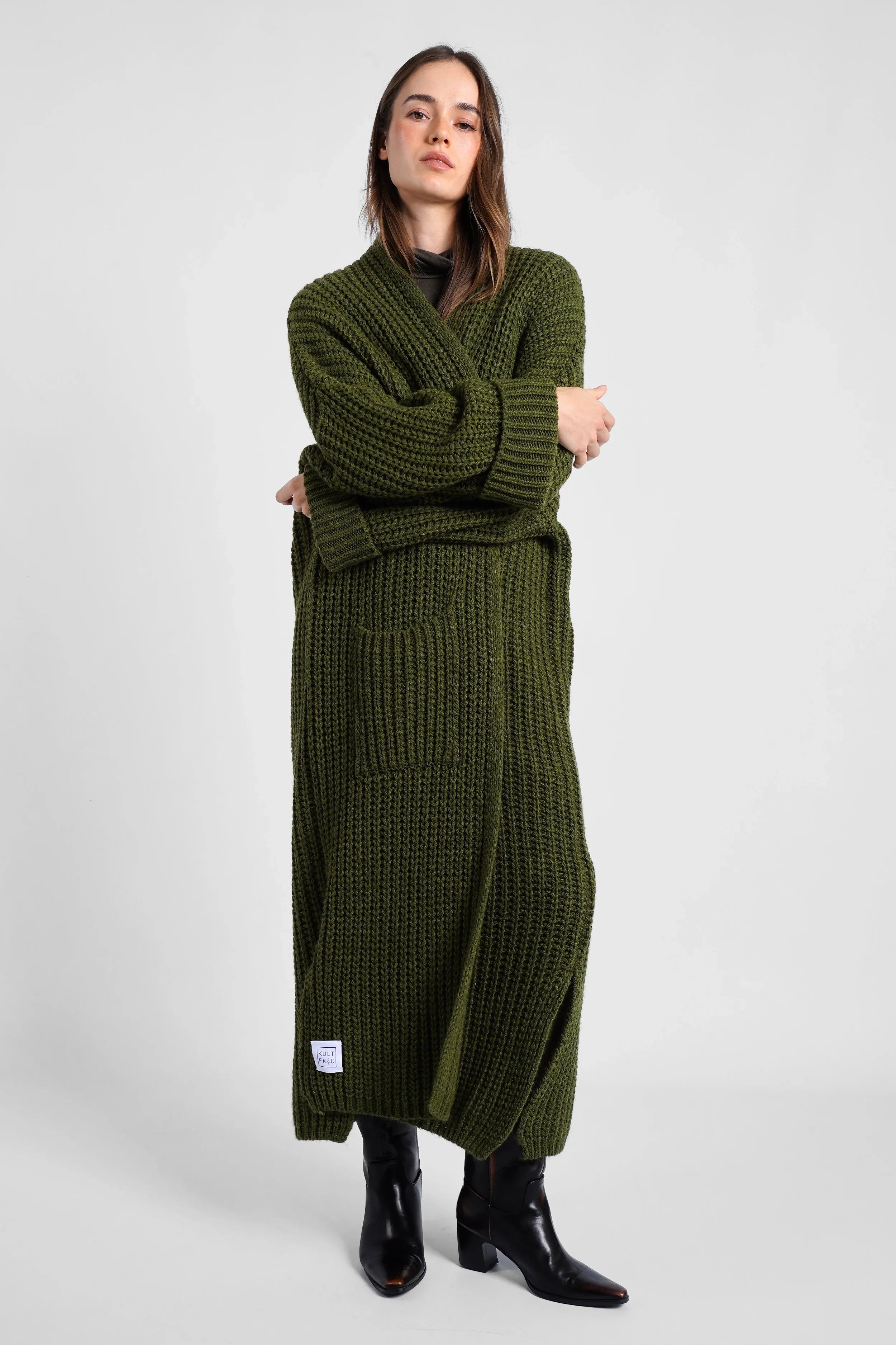 LOLA knit cardigan