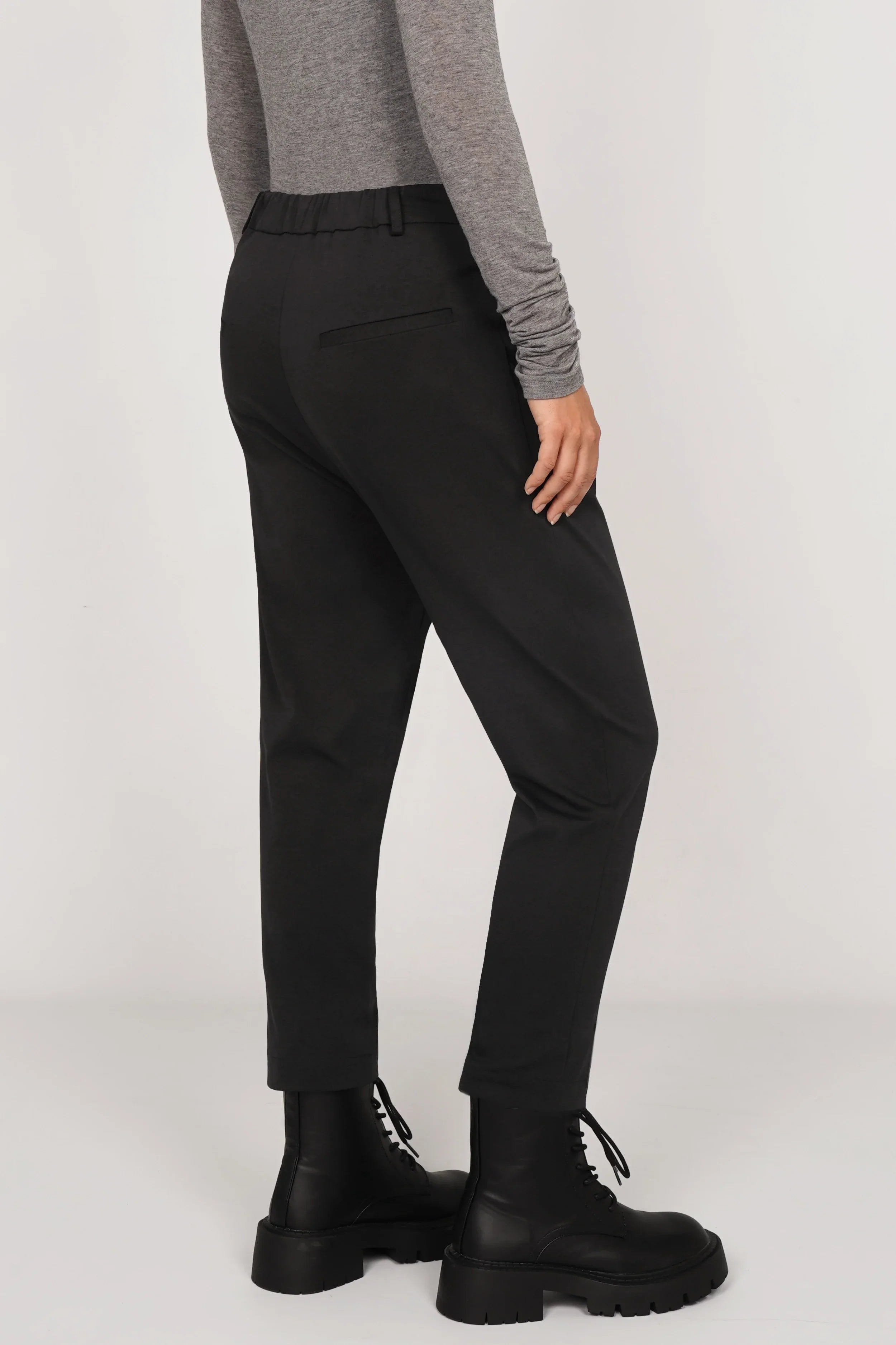 JALDI cropped tapered pants