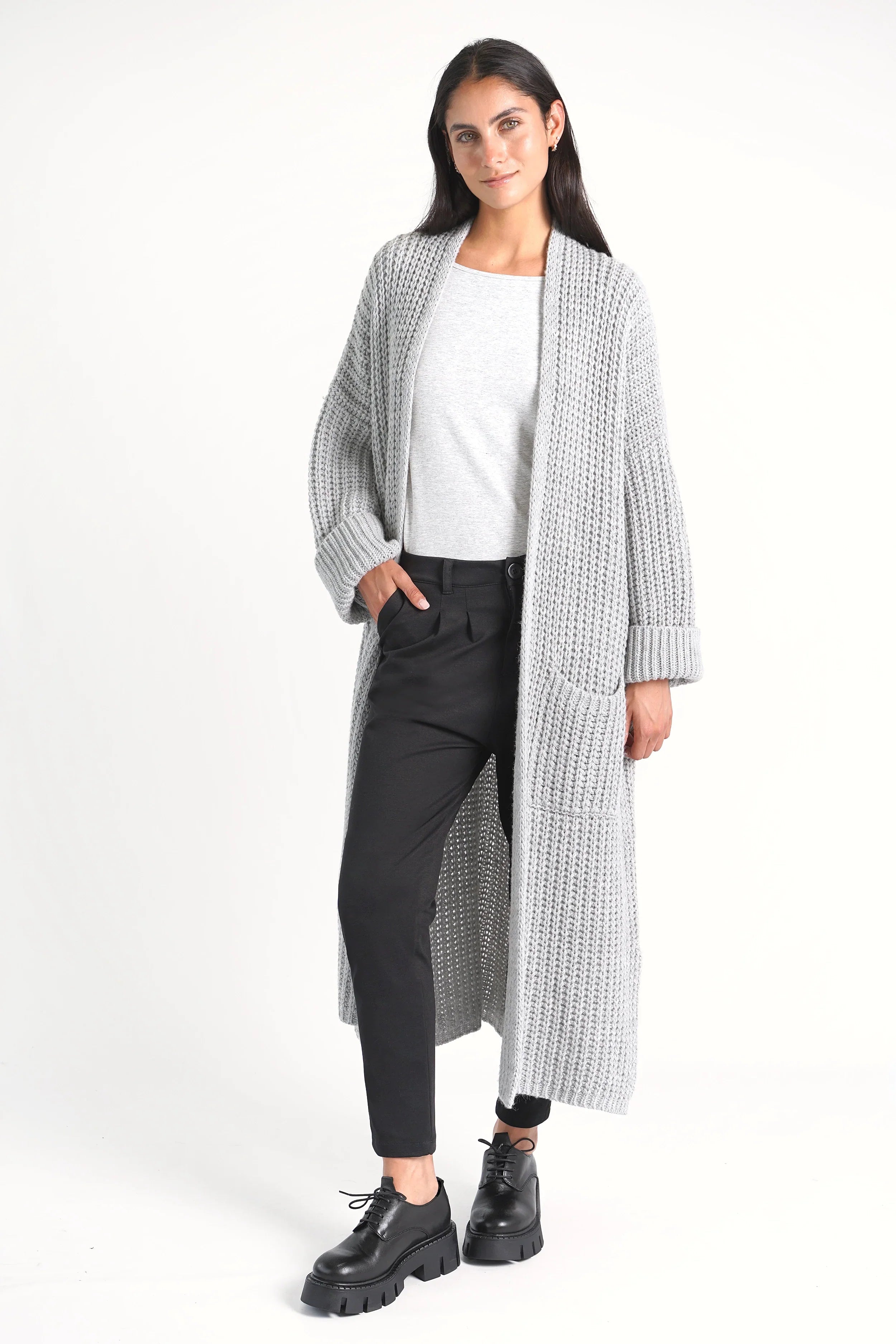 HEELENA tapered pants