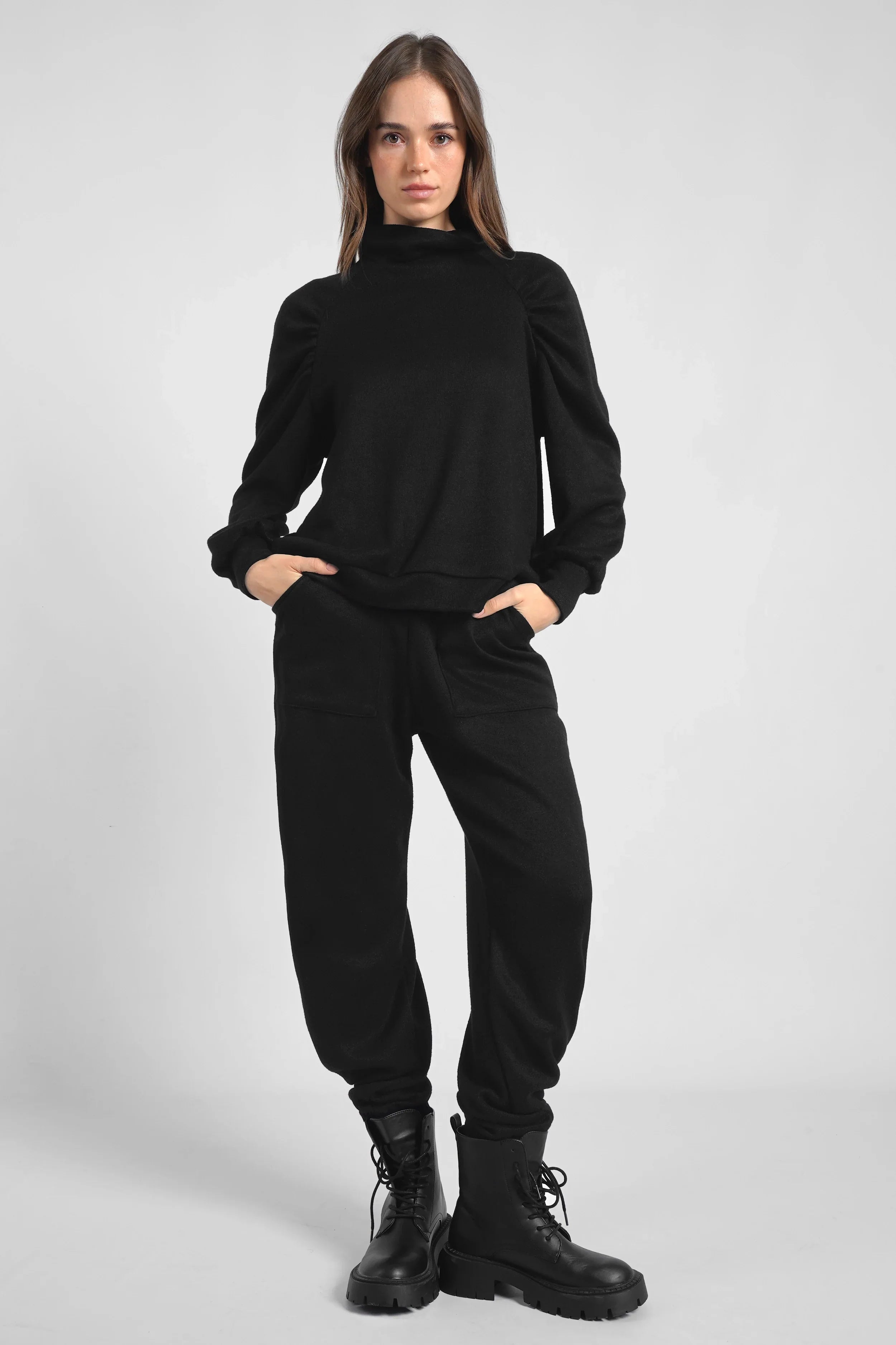 FRELA jogging pants in fine knit
