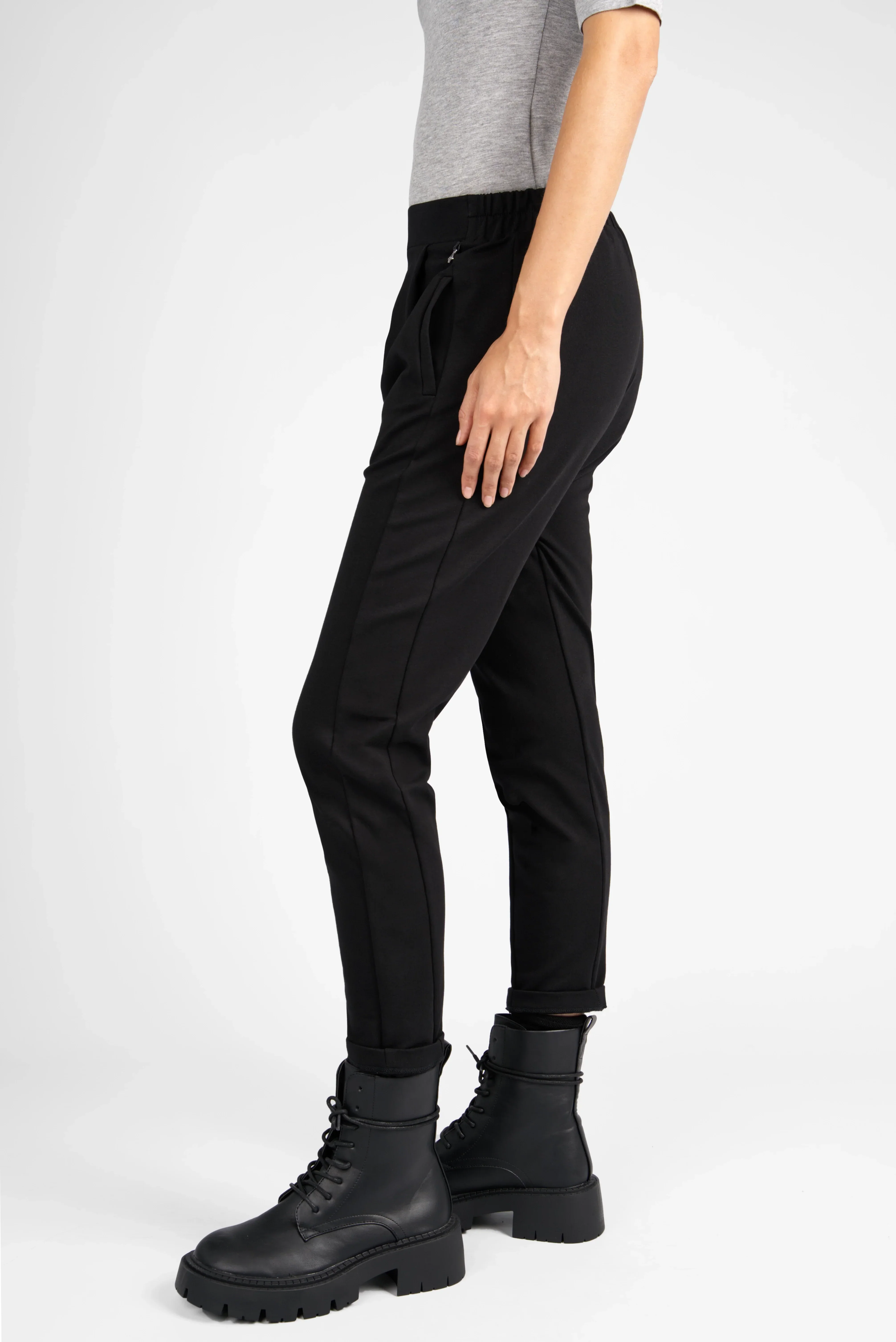 HANNA.K tapered sweatpants