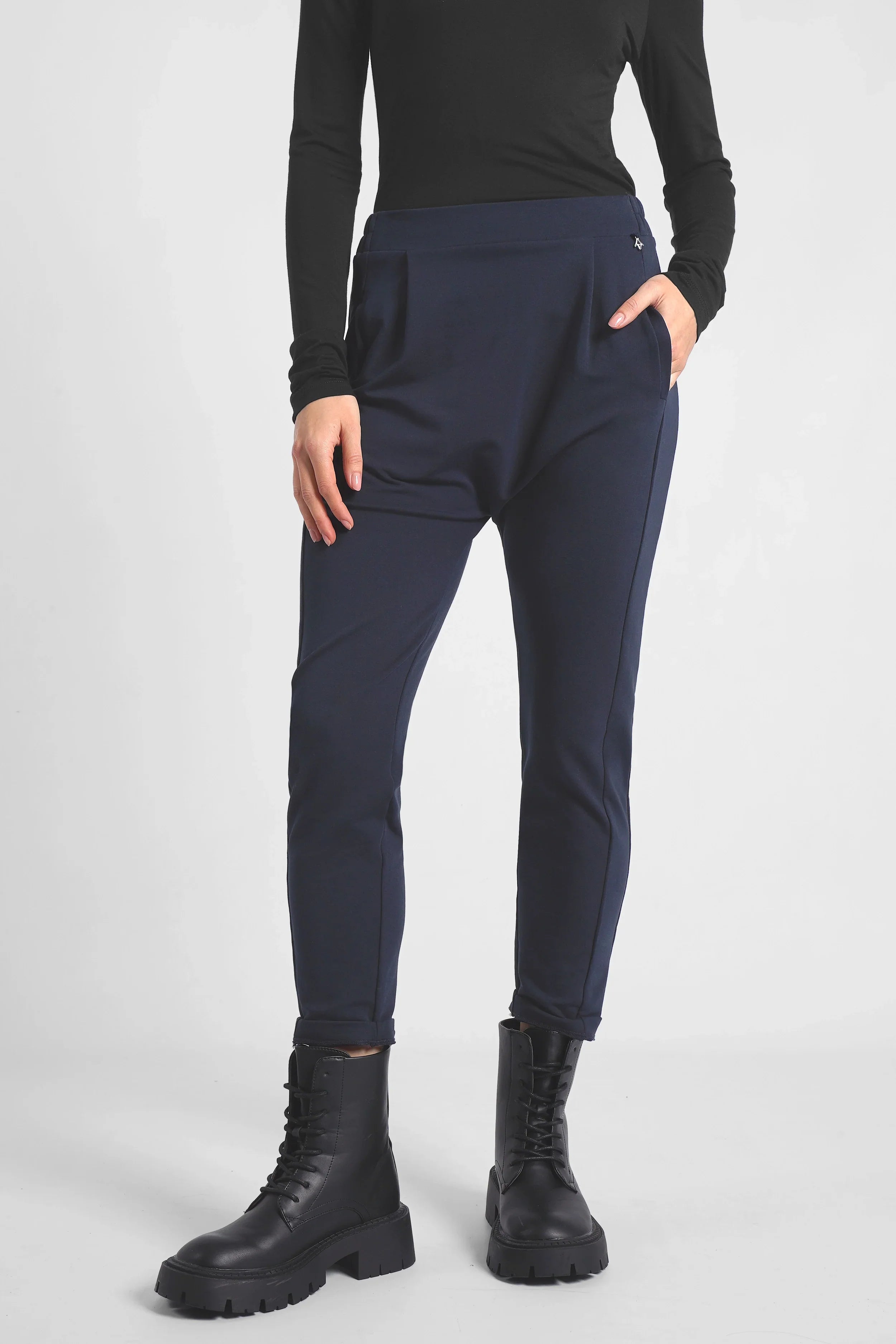 HANNA.K tapered sweatpants
