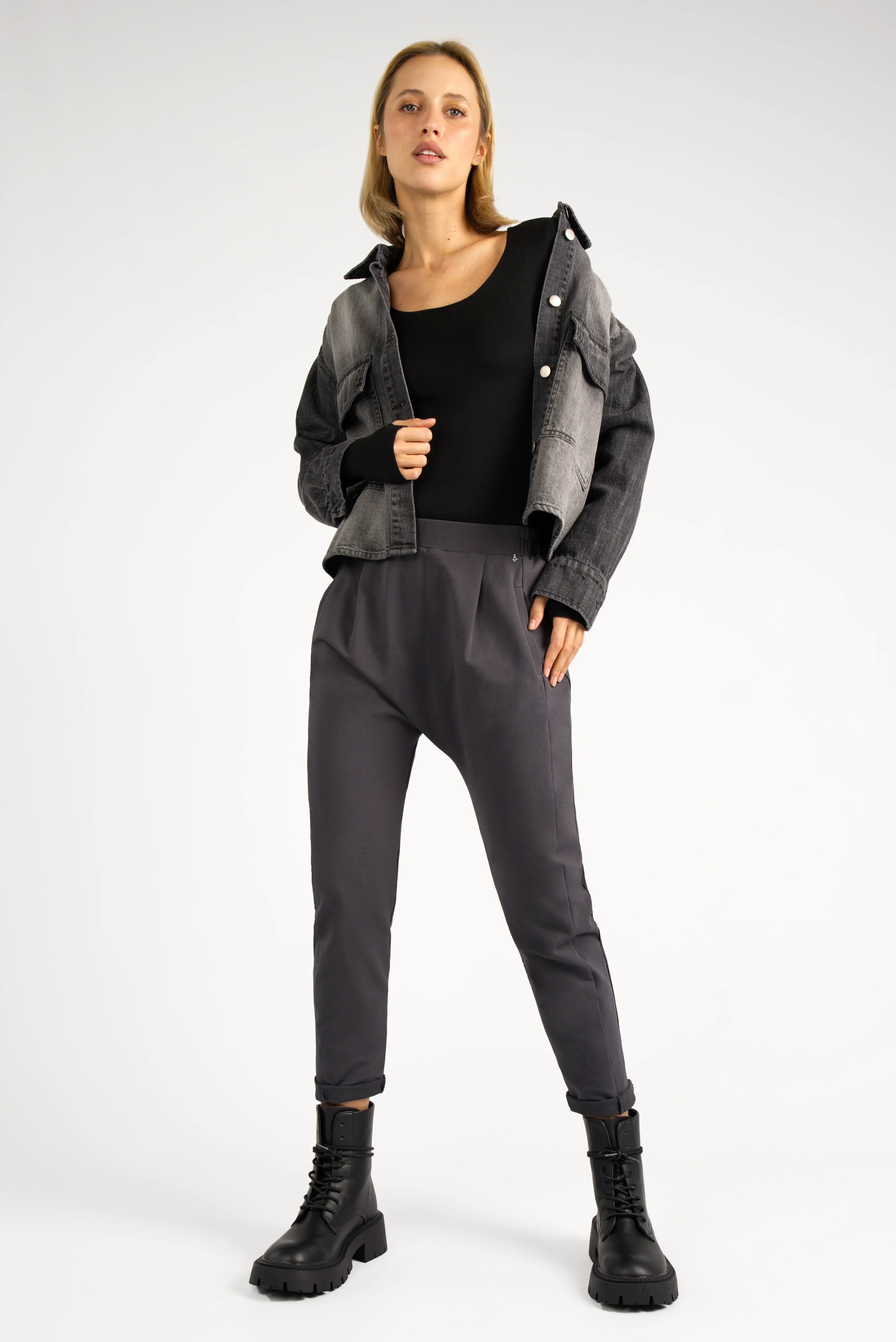 HANNA.K tapered sweatpants