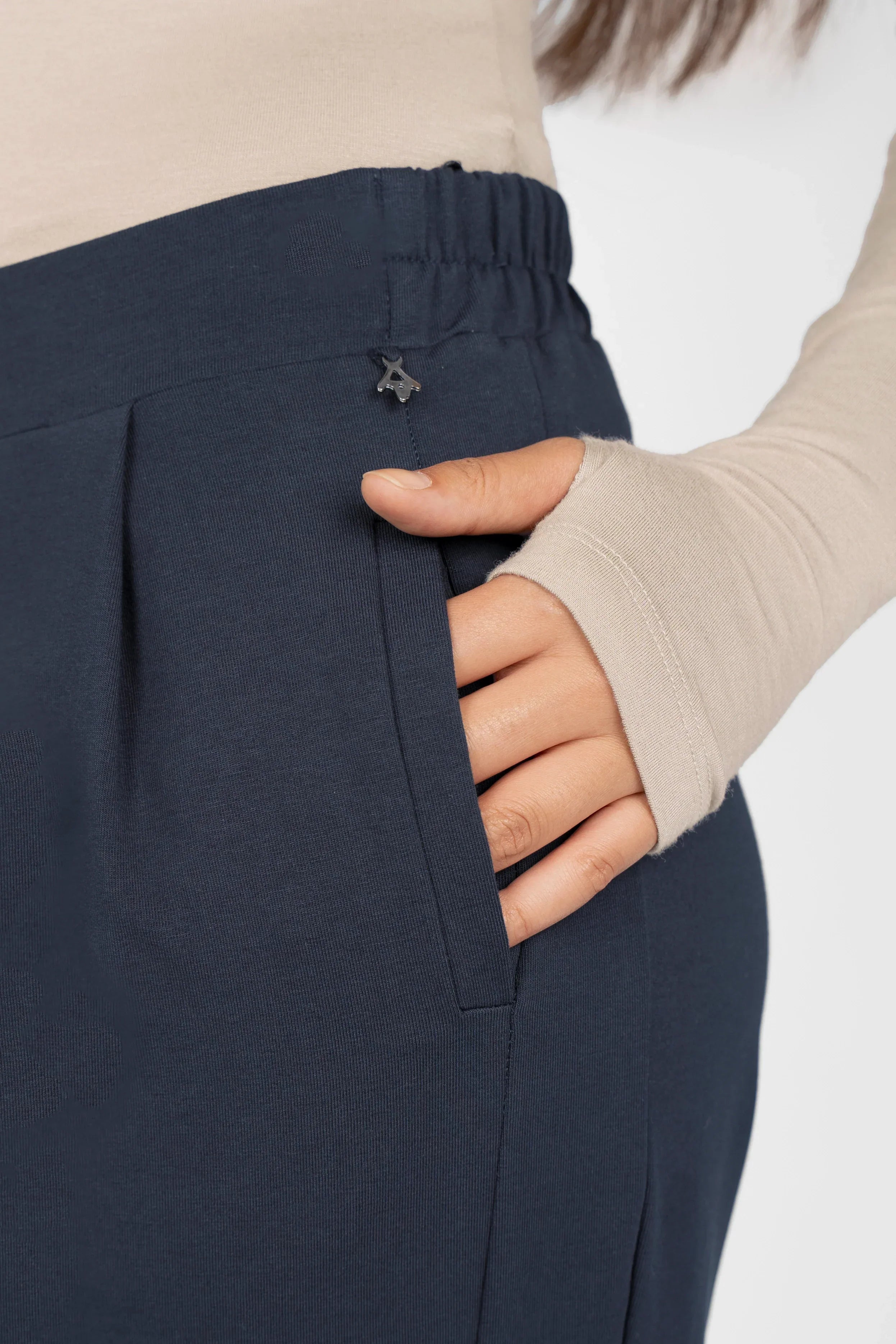 HILLA.K jersey trousers