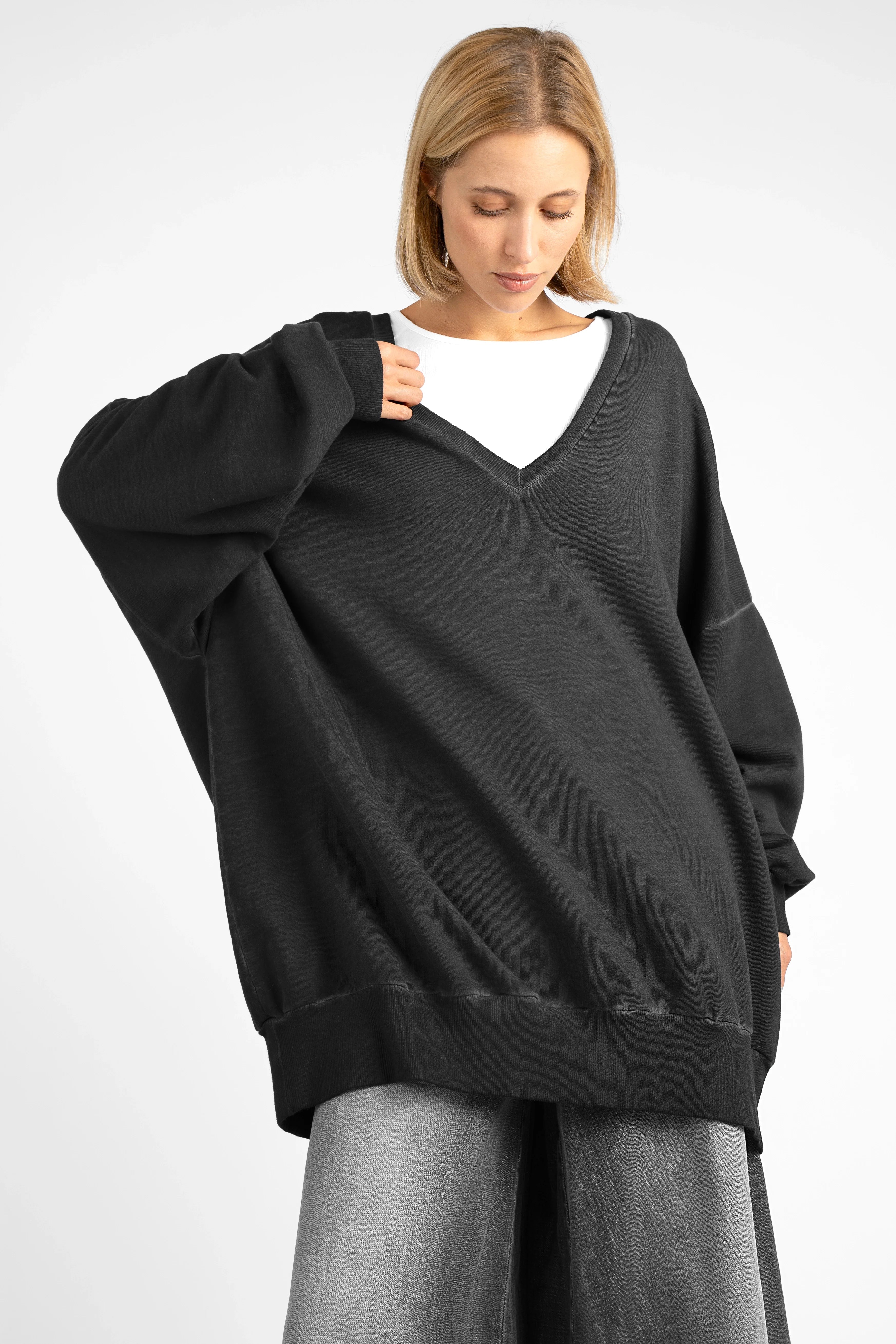 IMIKO studio long-sweater