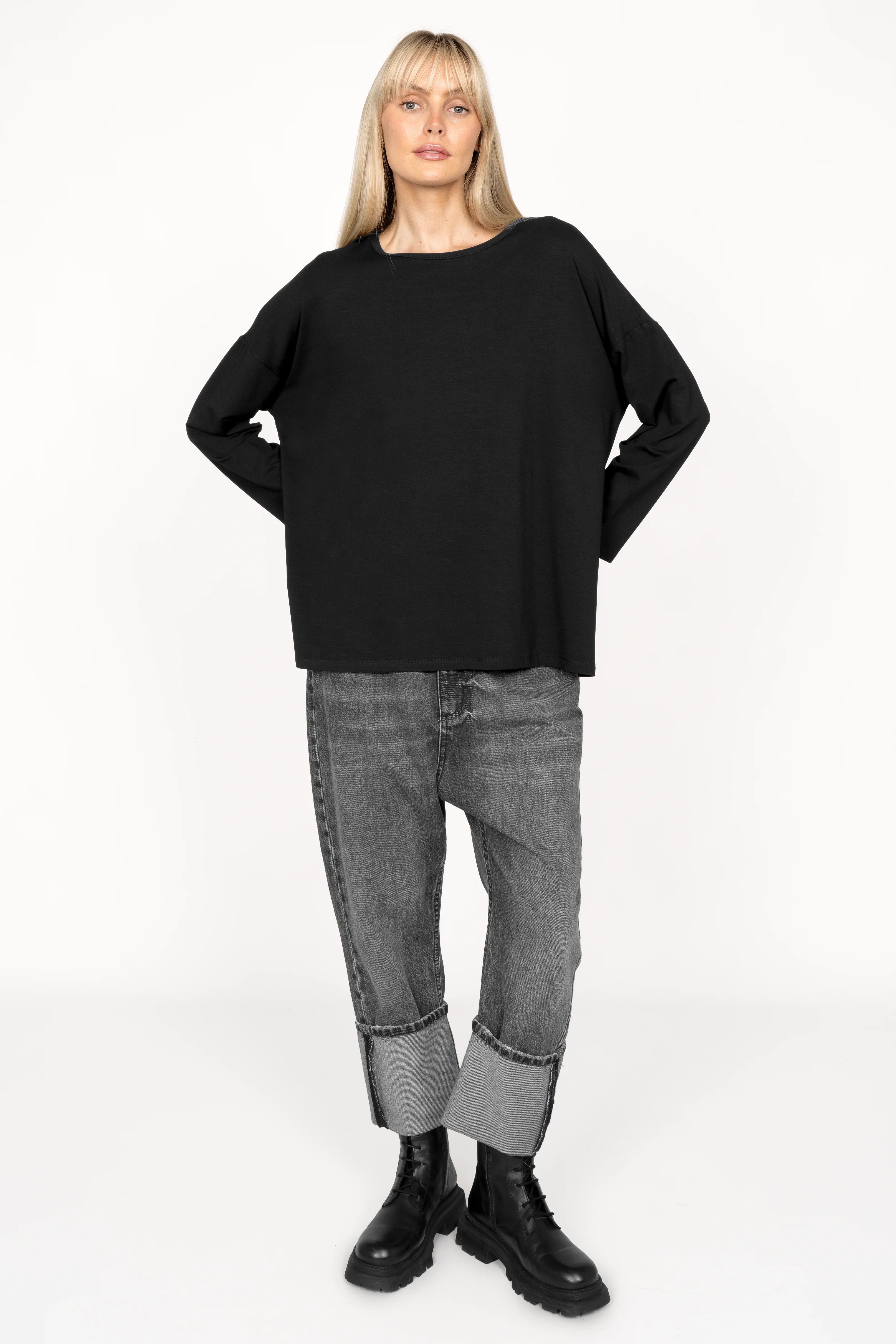 JENEN oversized longsleeve