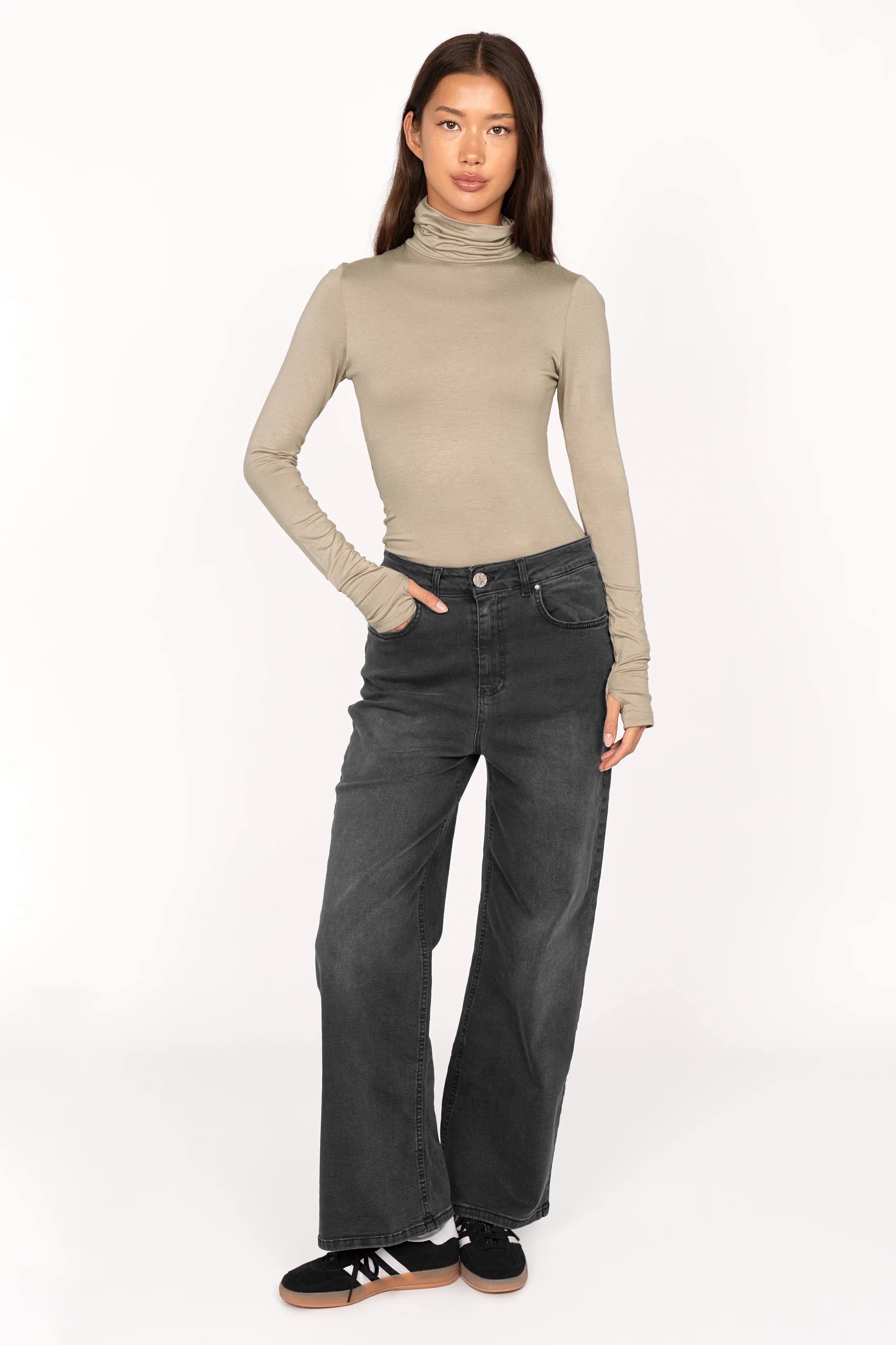 KABEA longsleeve with turtleneck