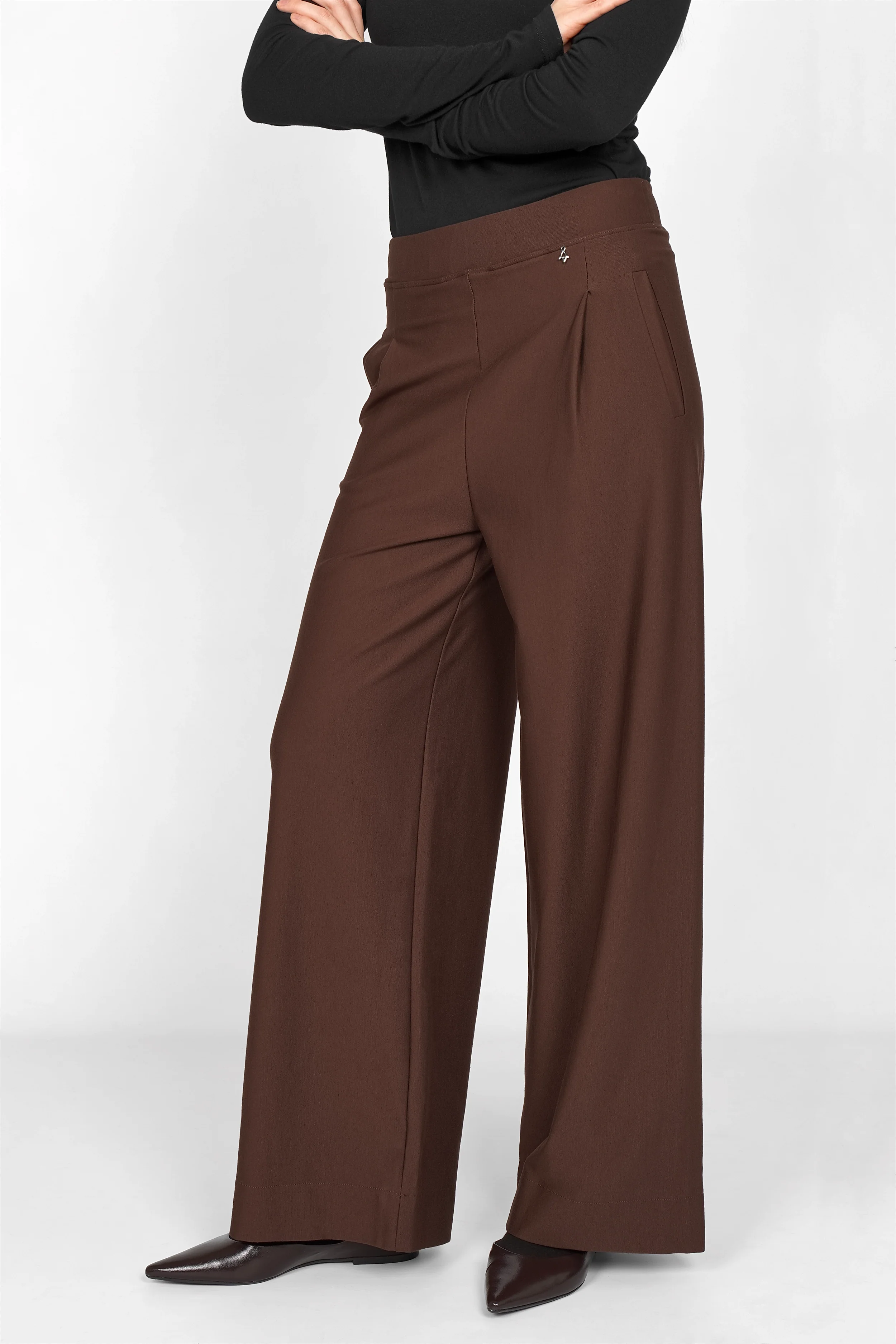 KLARA.K wide leg pants
