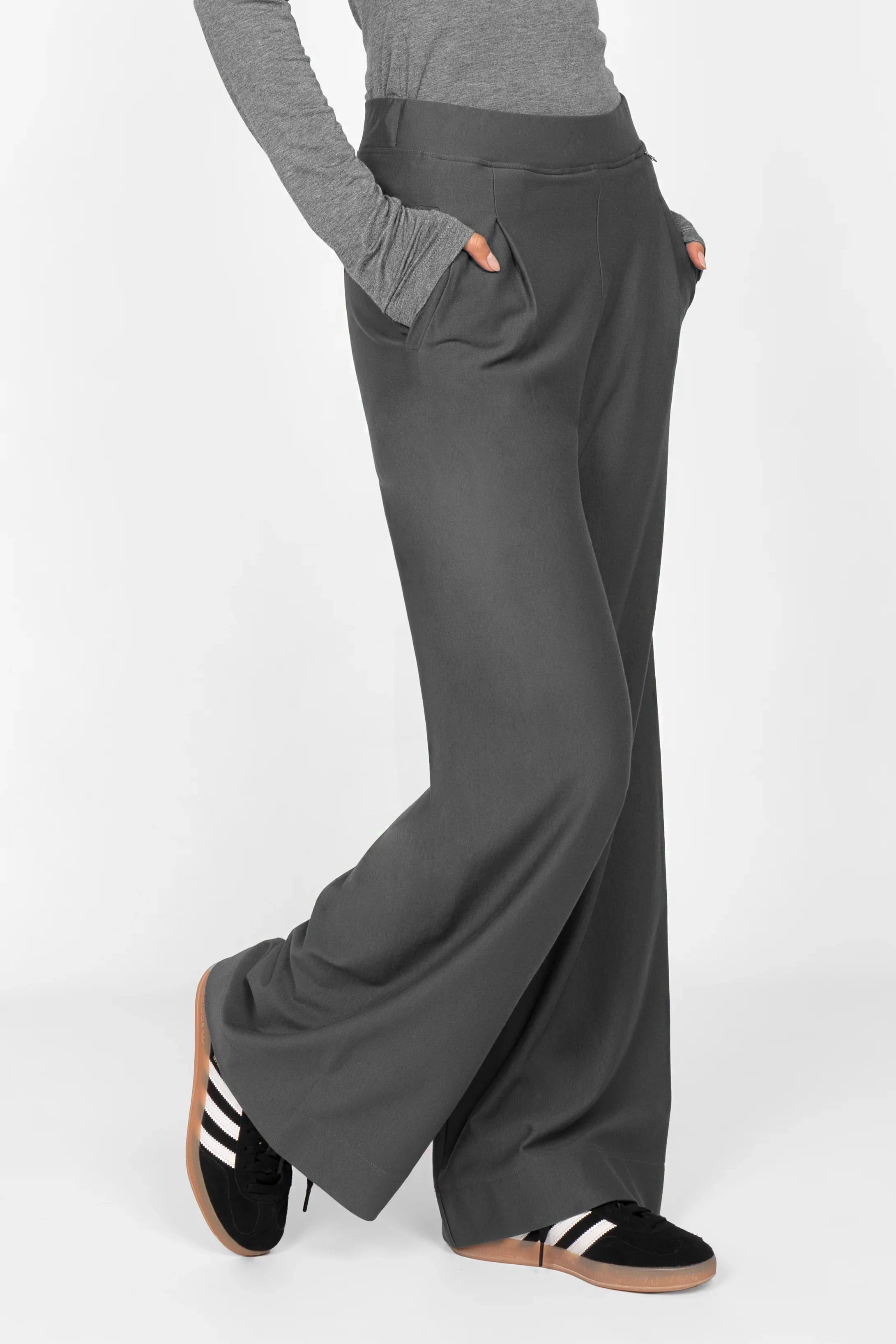 KLARA.K wide leg pants