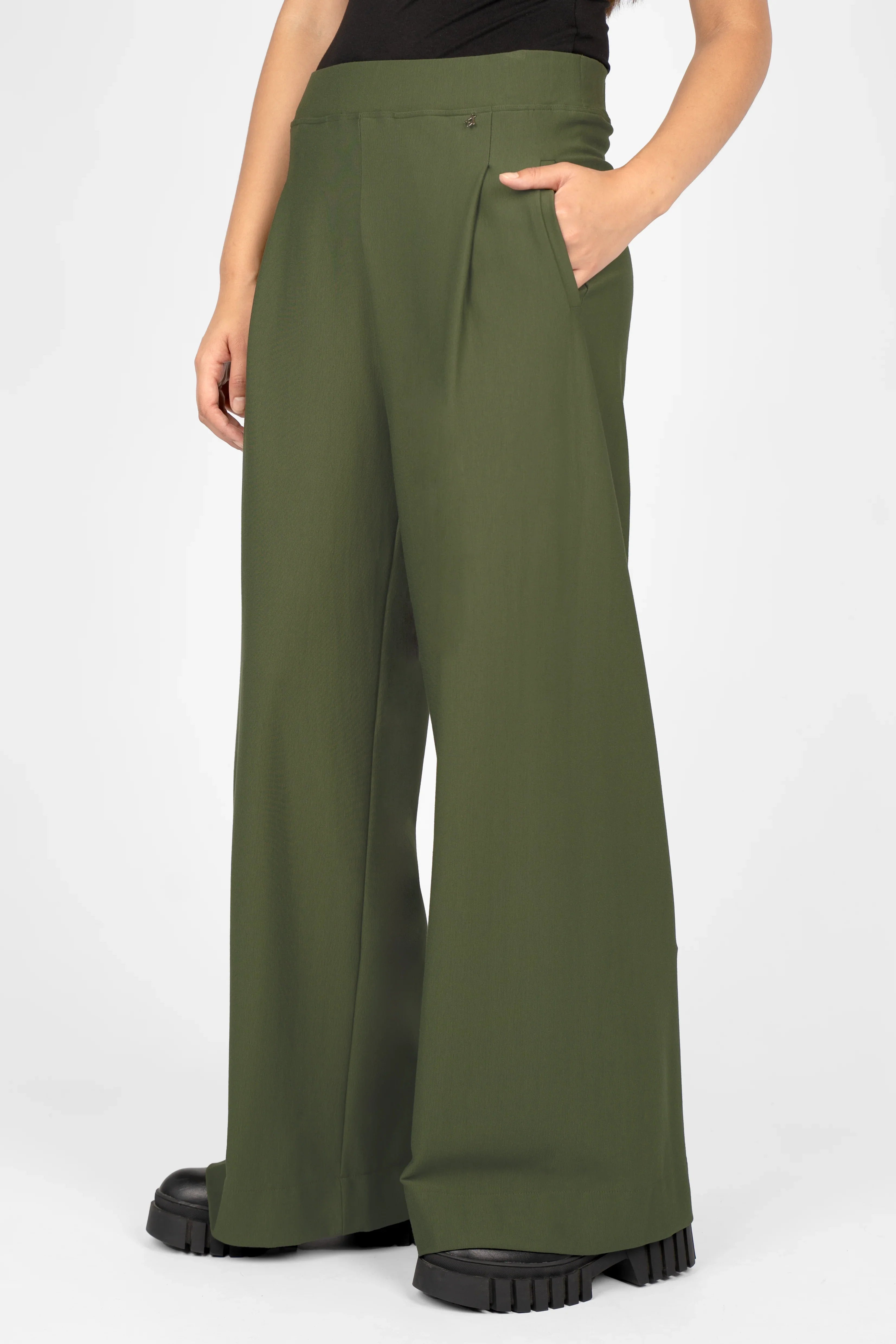 KLARA.K wide leg pants