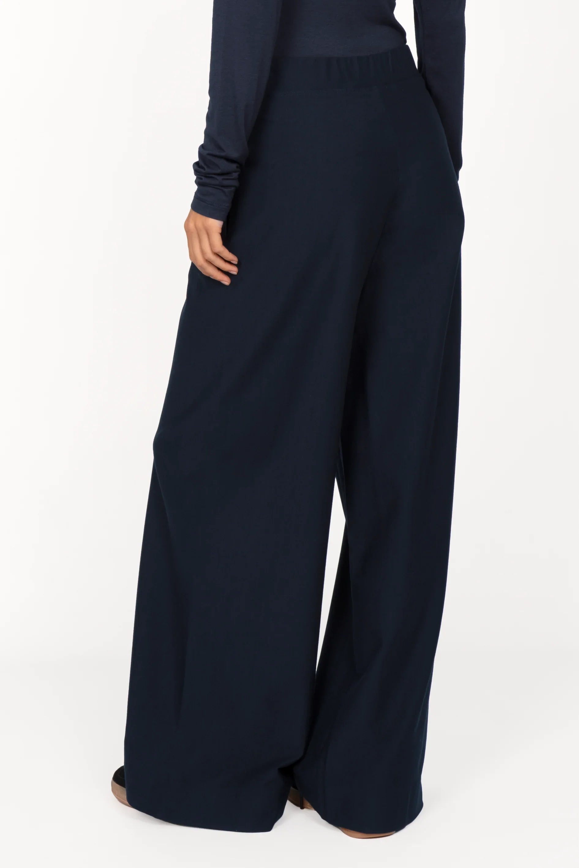 KLARA.K wide leg pants