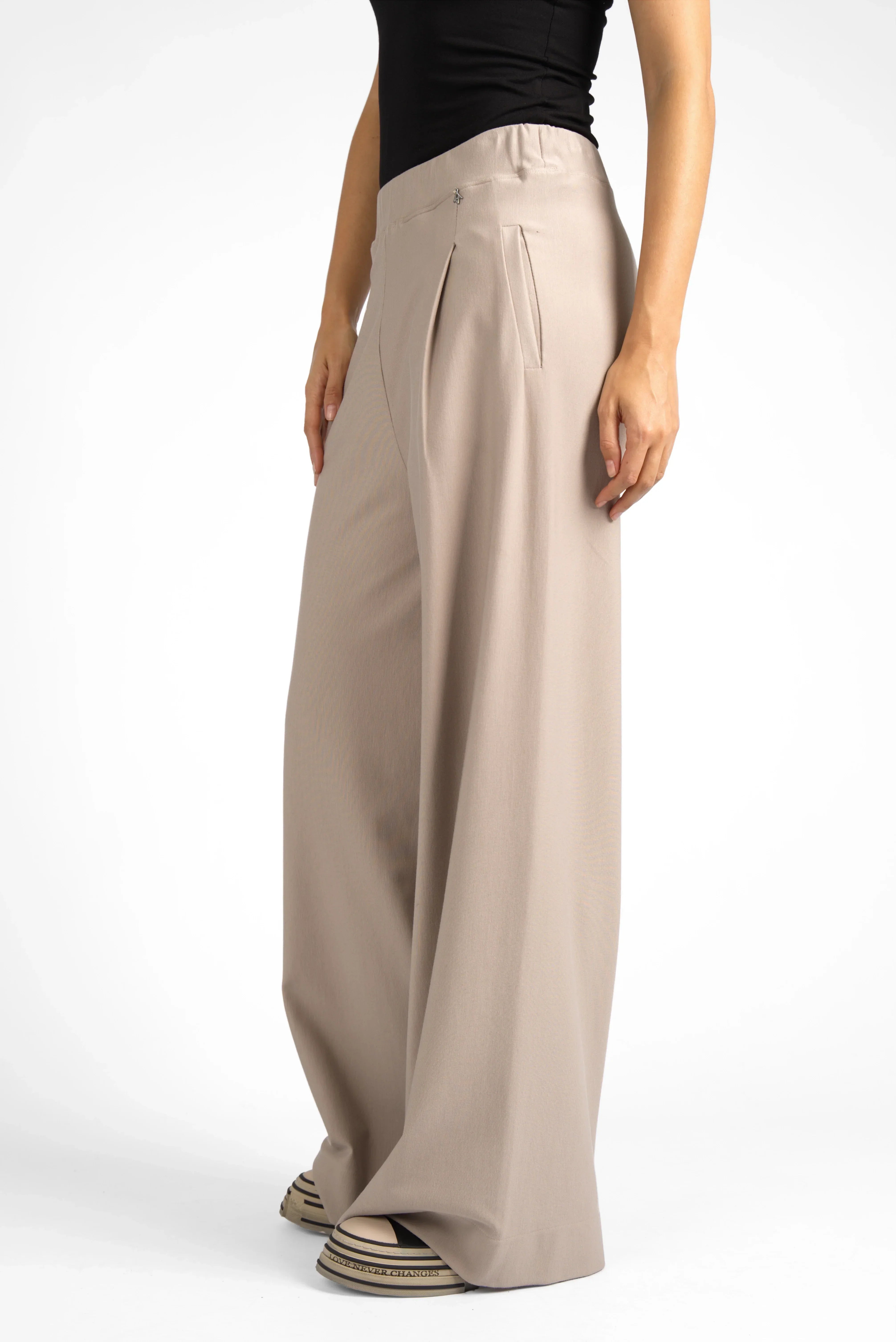 KLARA.K wide leg pants