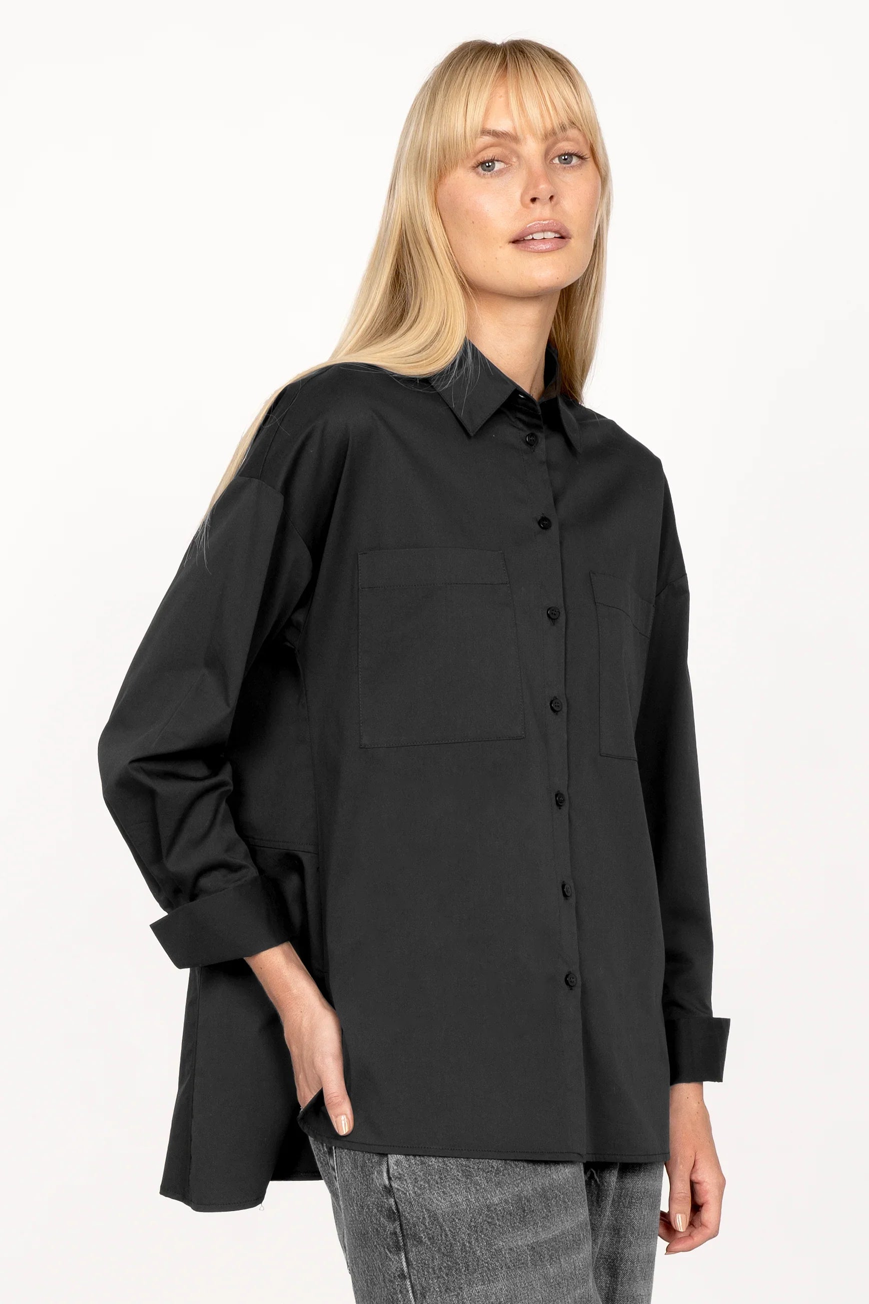 LEA.K loose fit blouse