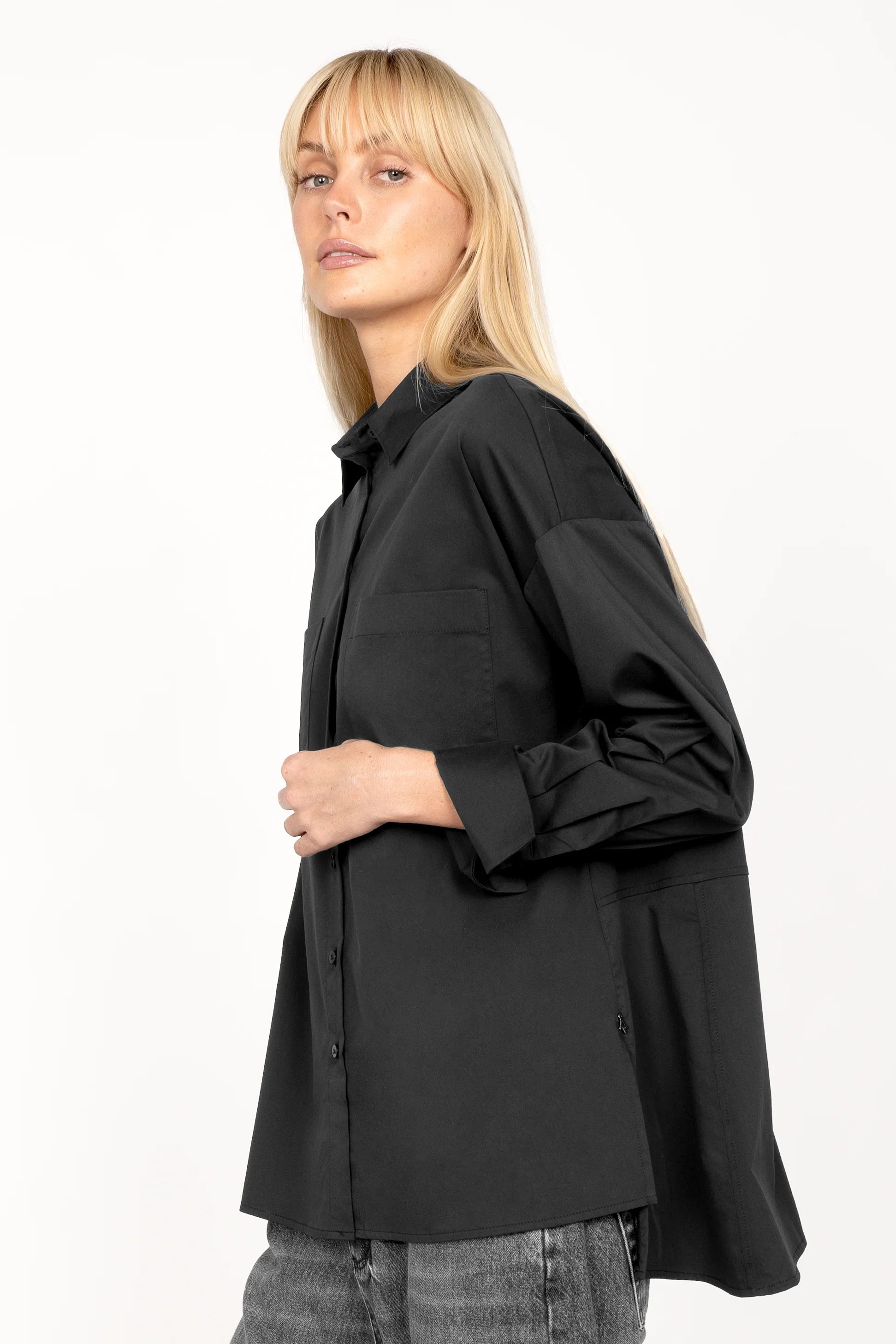 LEA.K loose fit blouse