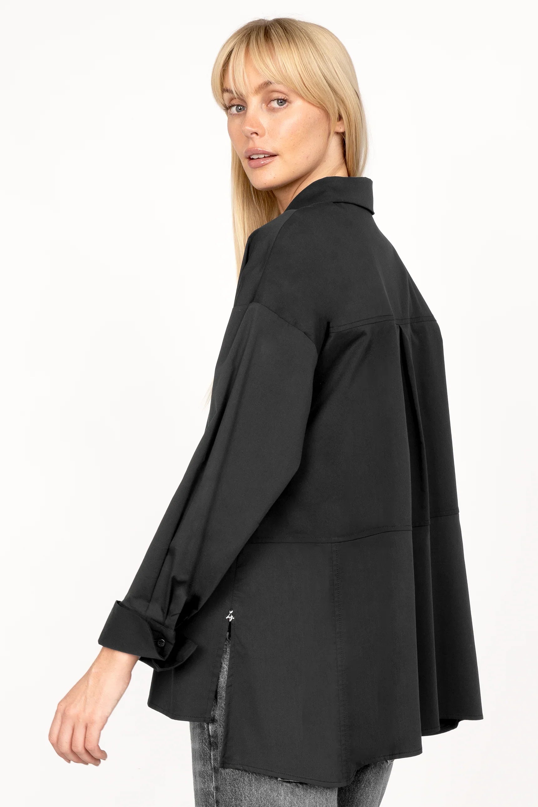 LEA.K loose fit blouse
