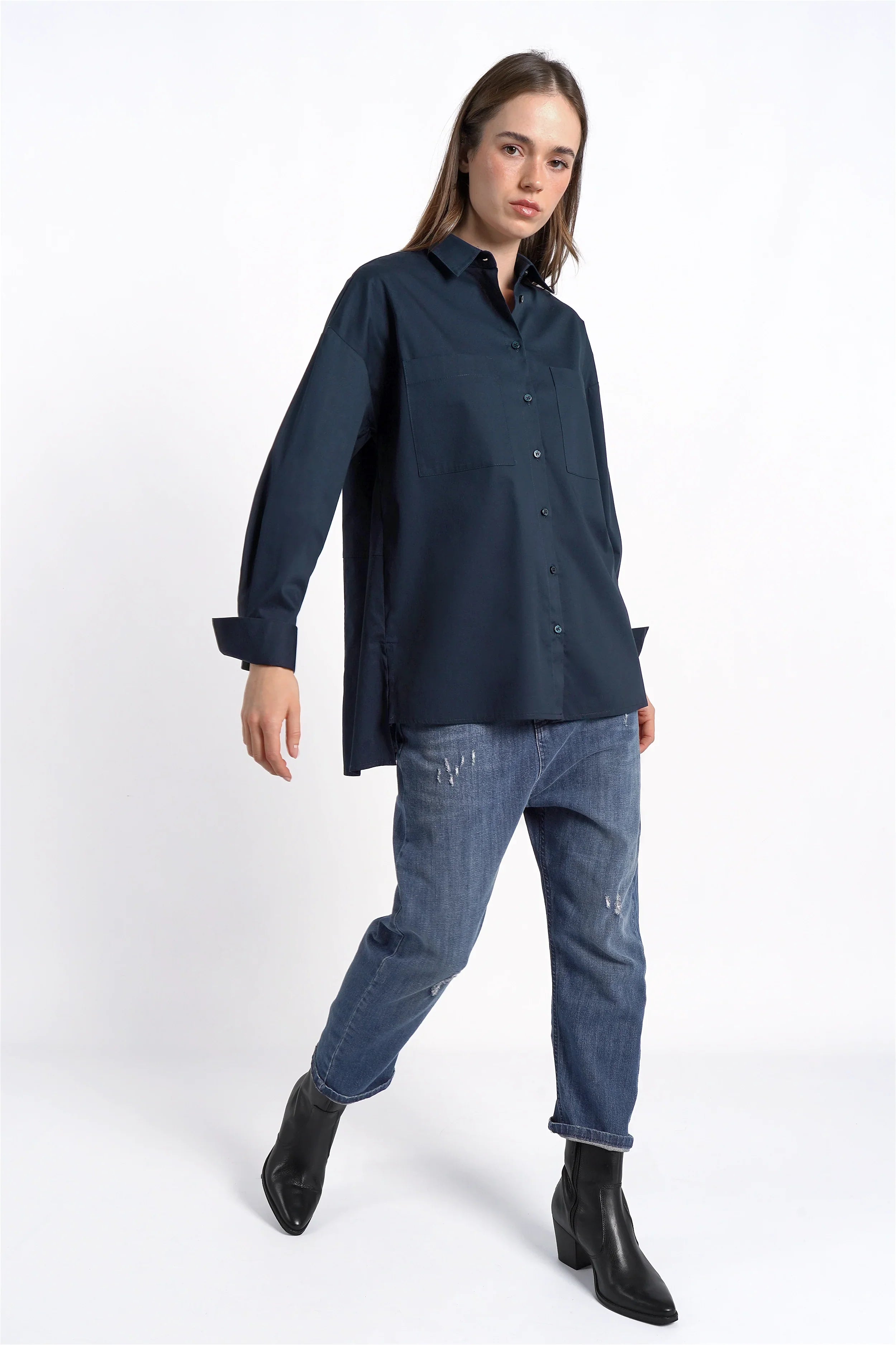 LEA.K loose fit blouse