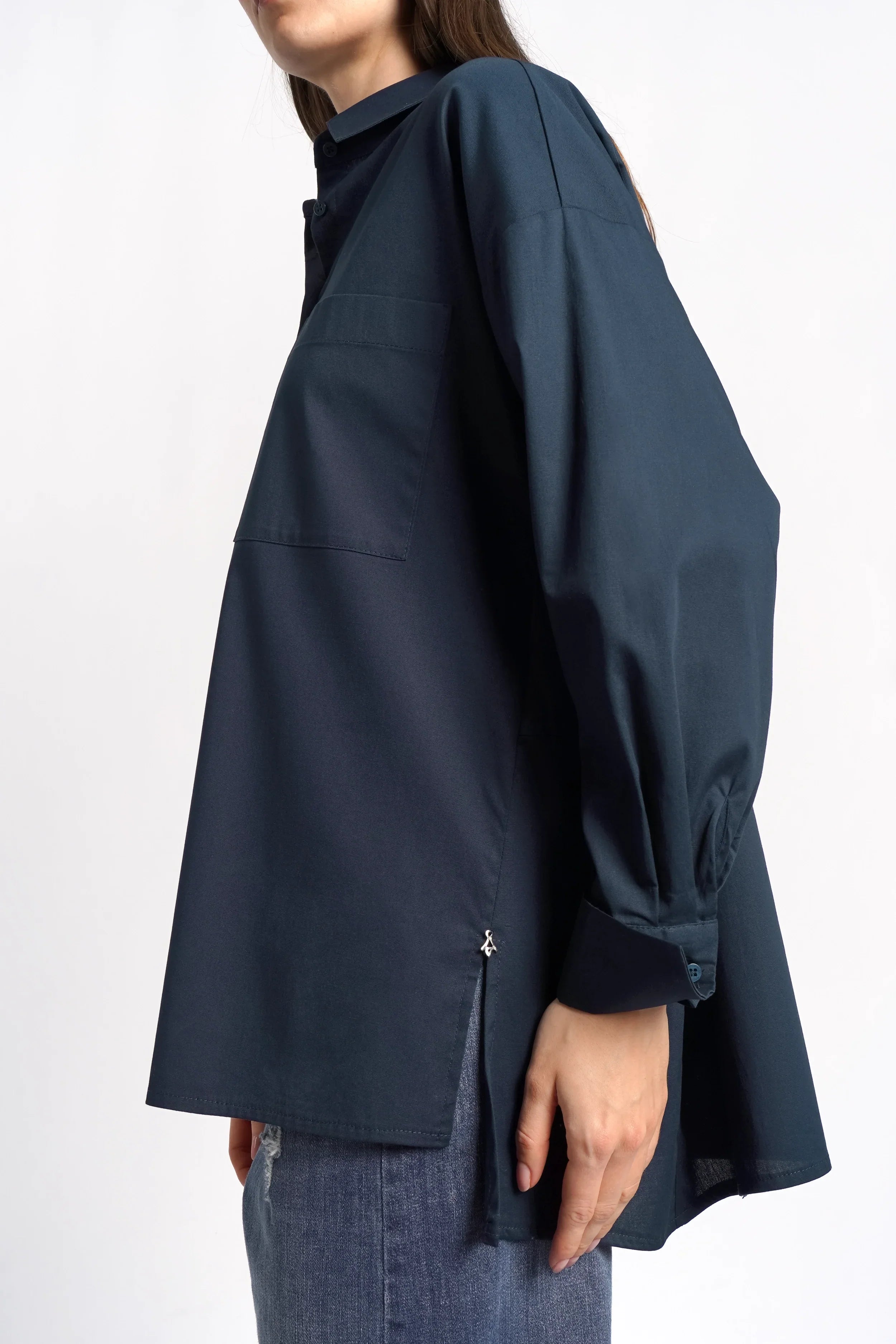 LEA.K loose fit blouse