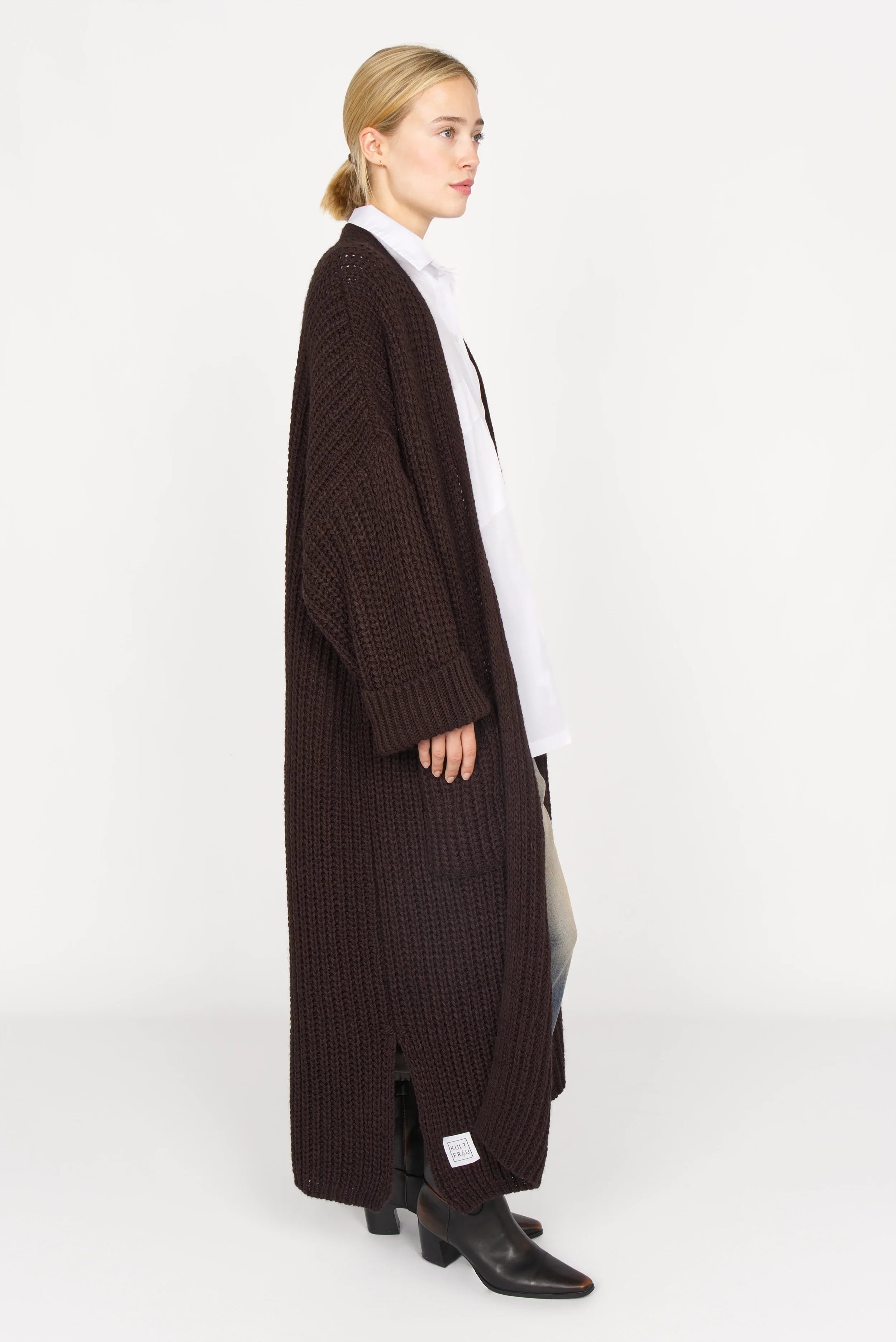LOLA knit cardigan