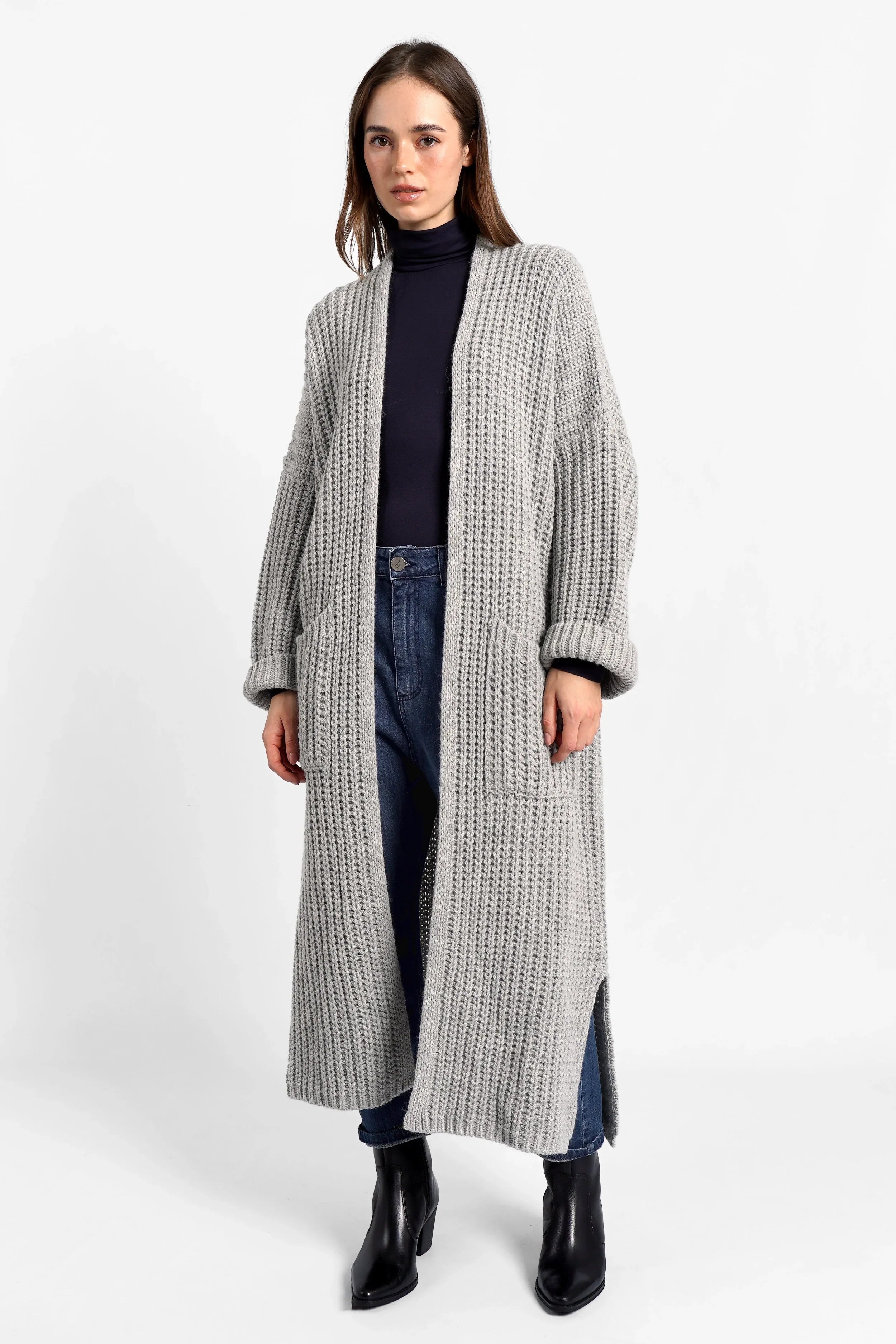 LOLA knit cardigan