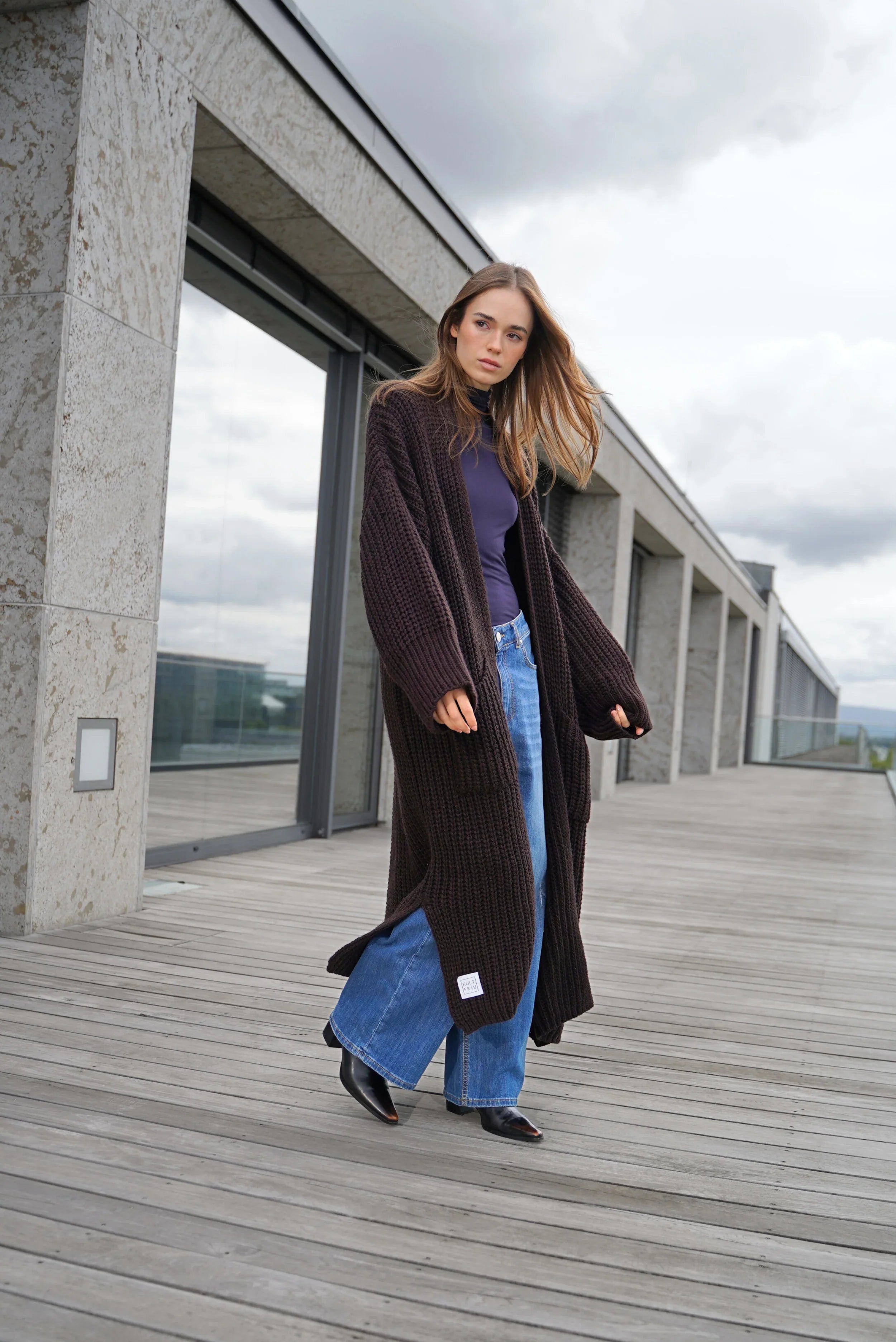 LOLA knit cardigan