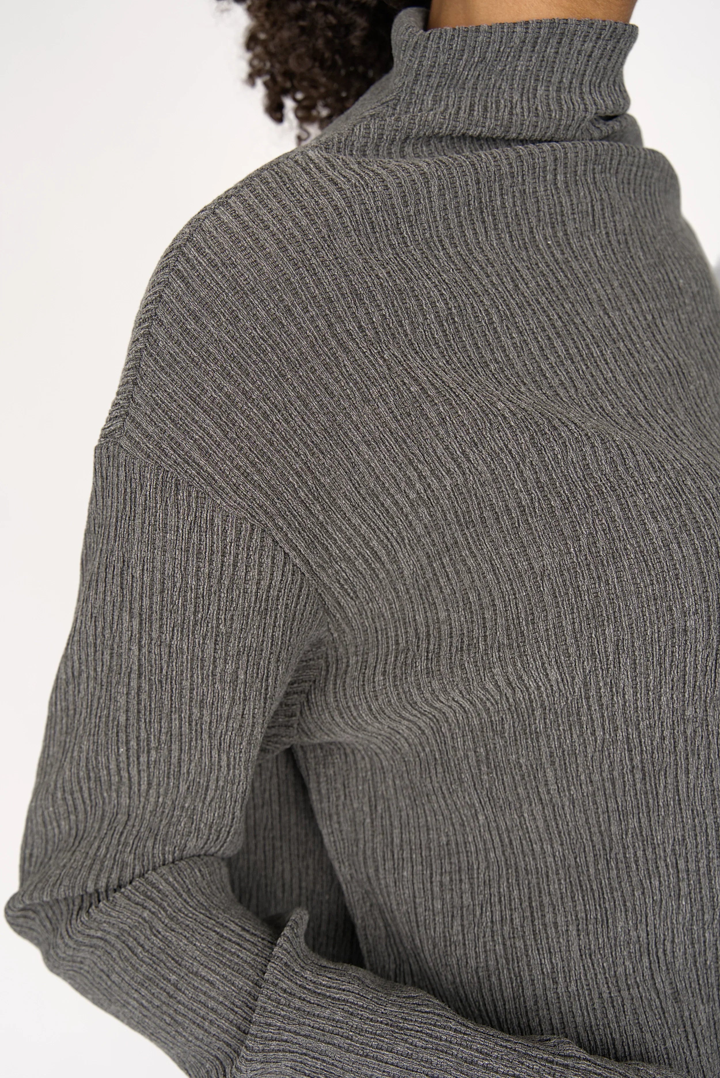 NORELI long sleeve with mock neck in pleated crepe jersey