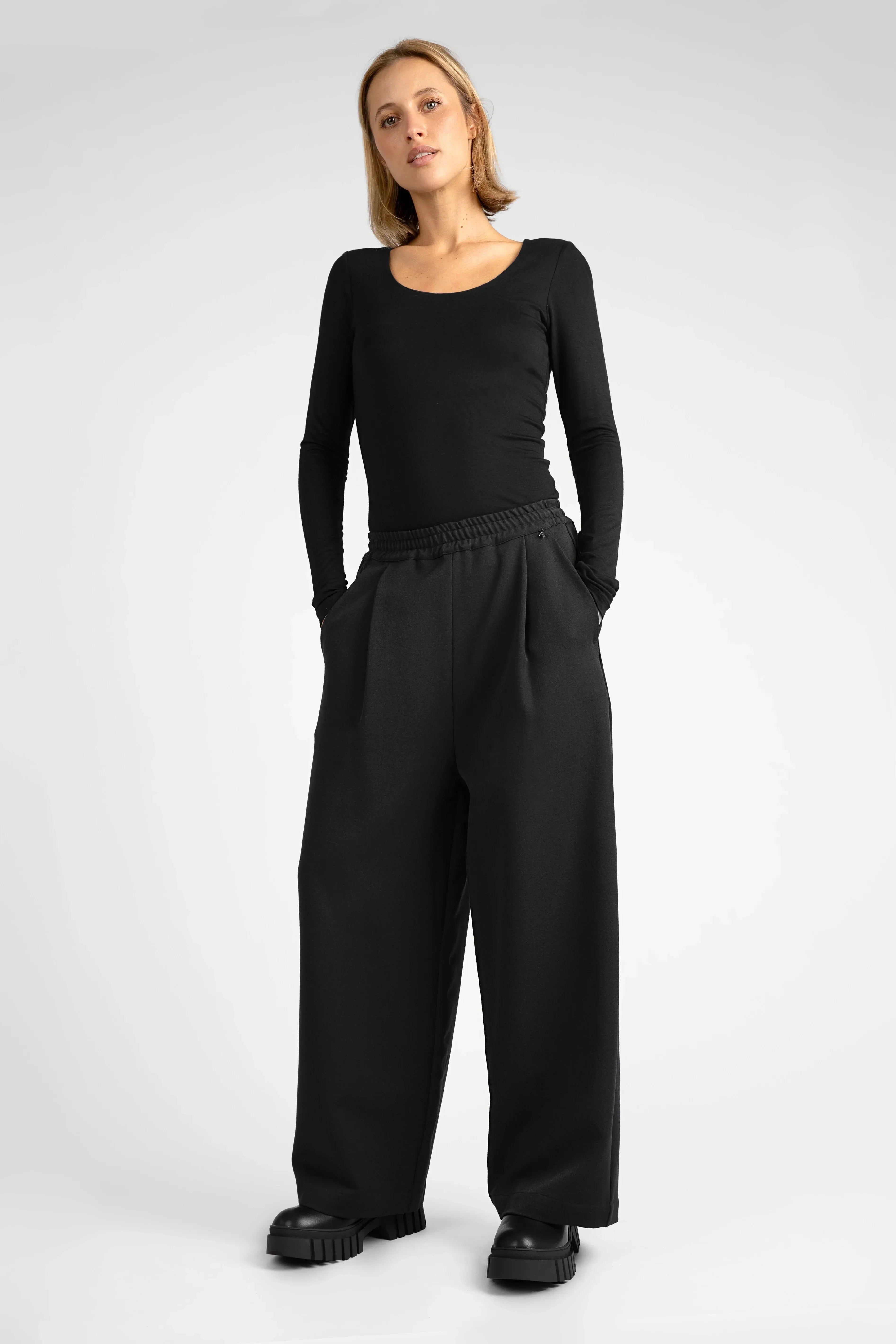 ONAH wide-leg pants