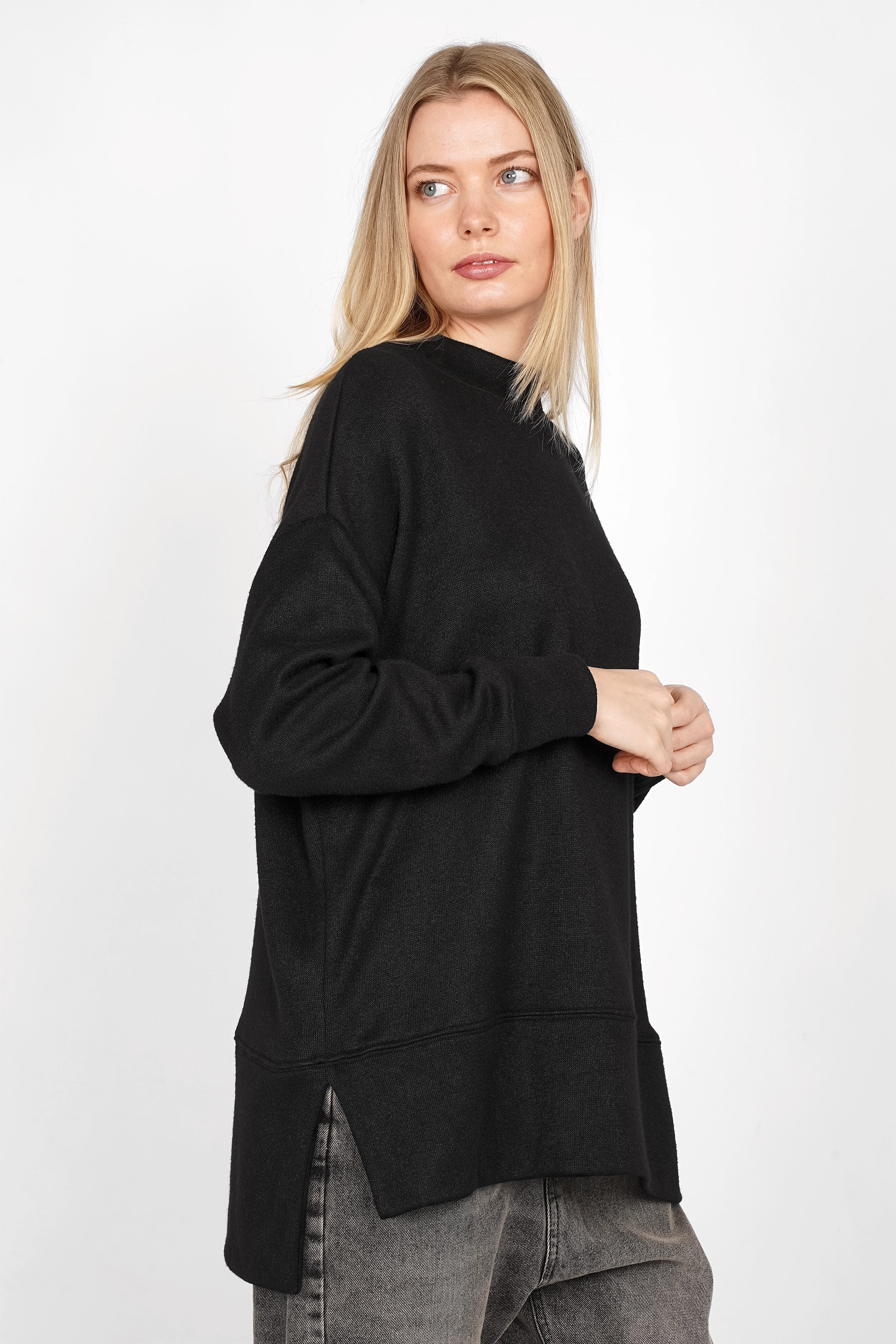 PATI.K top in soft fine knit
