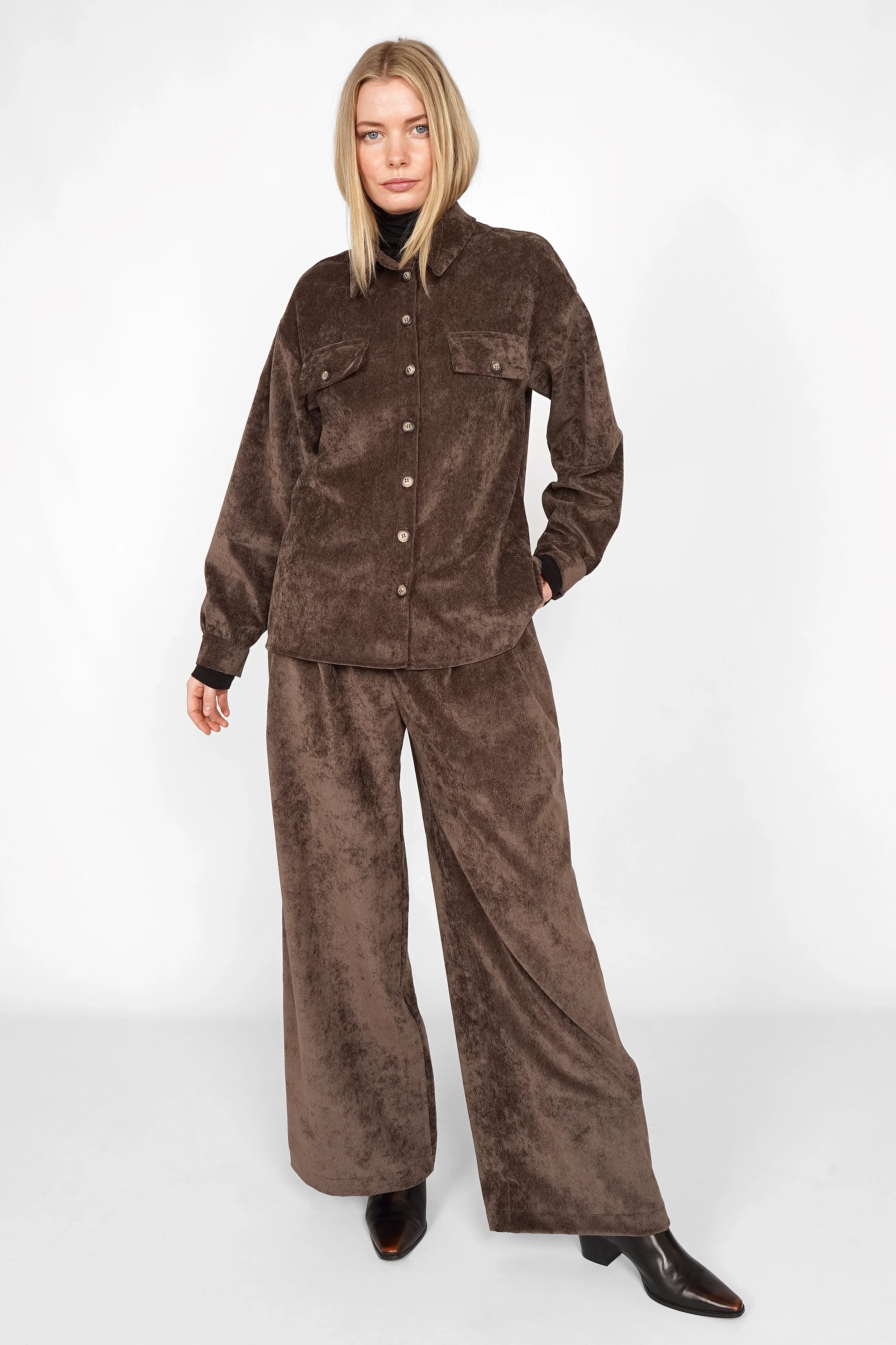 POULA cord overshirt