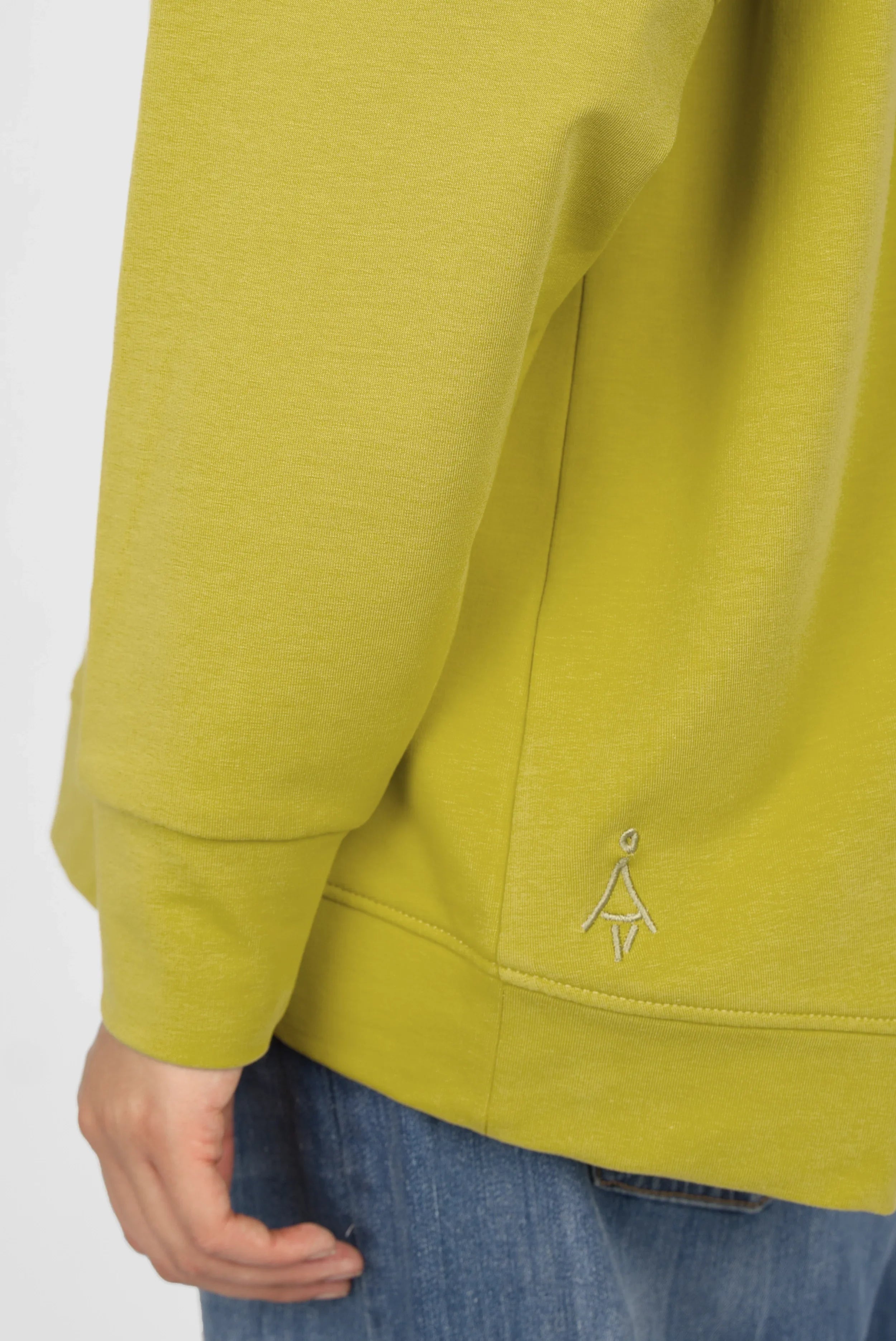 SELKA sweater