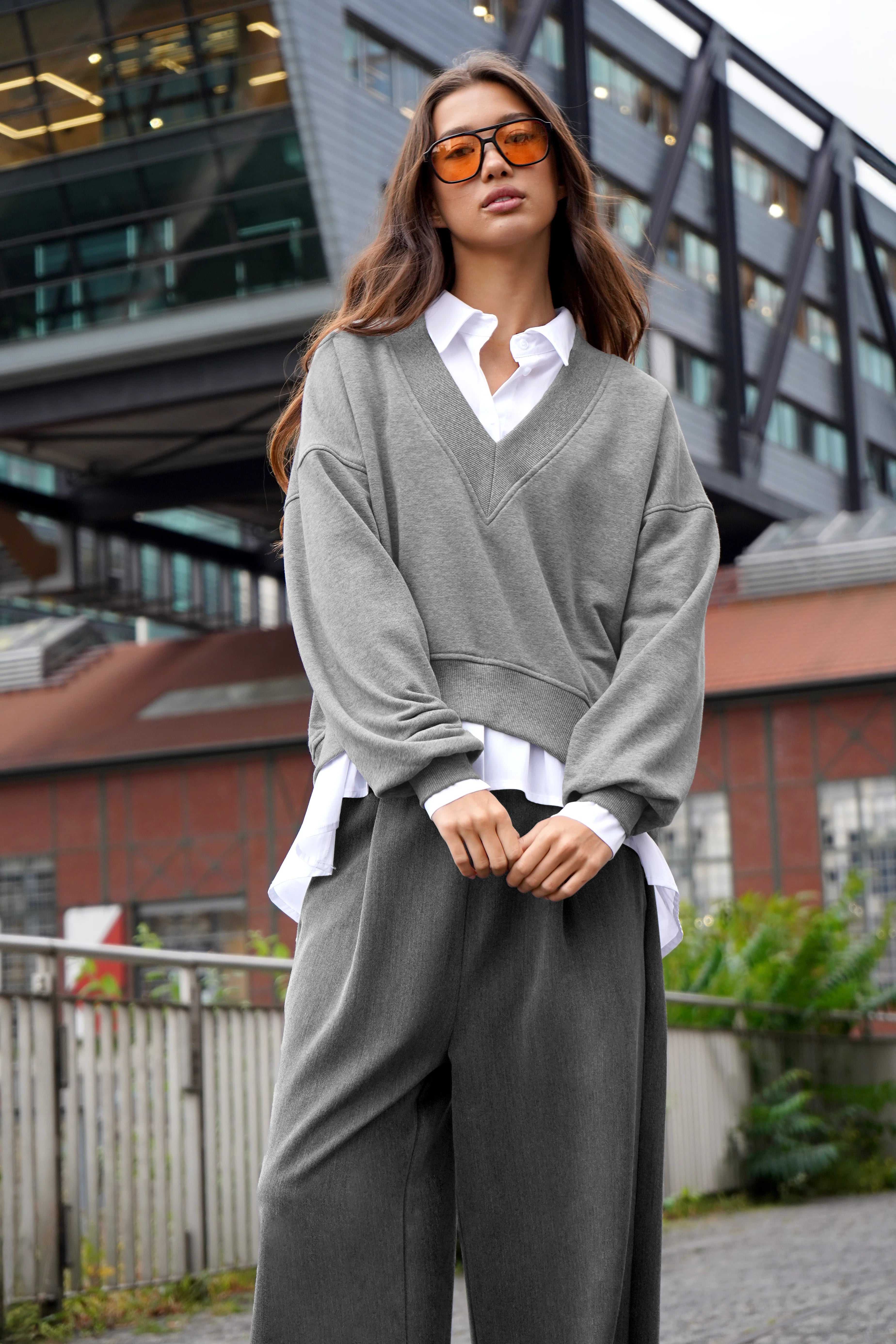 SEREA sweater with V-neck