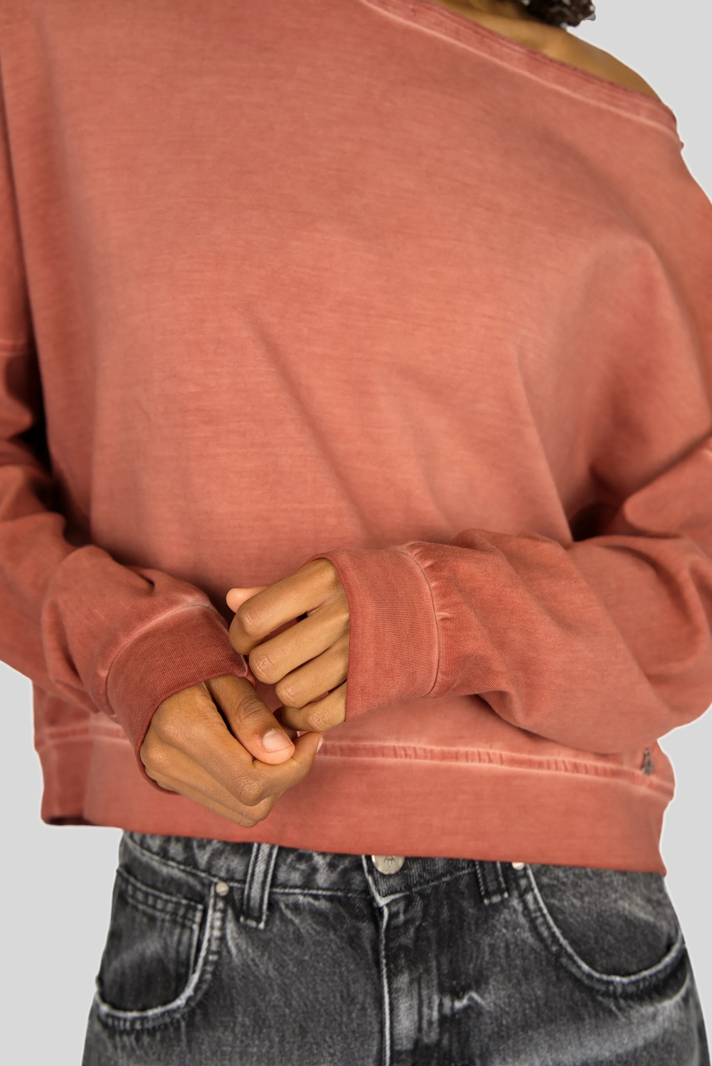 TIMAJ revive one shoulder sweater