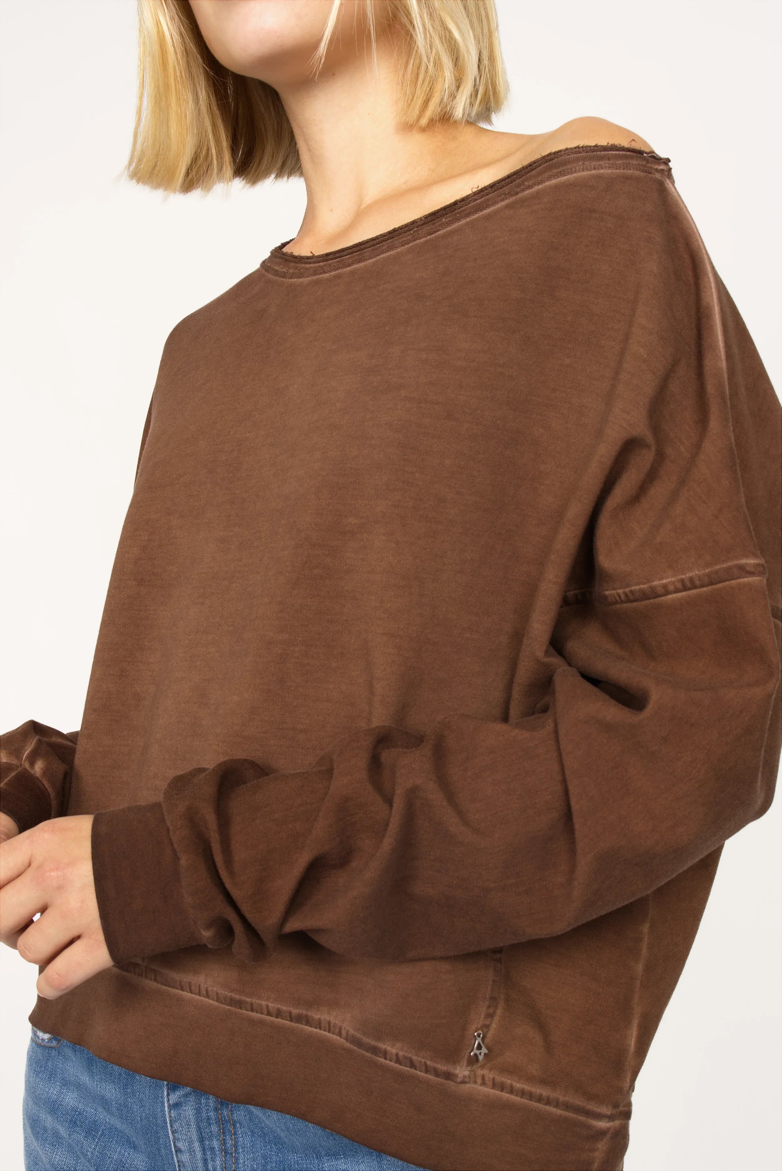TIMAJ revive one shoulder sweater