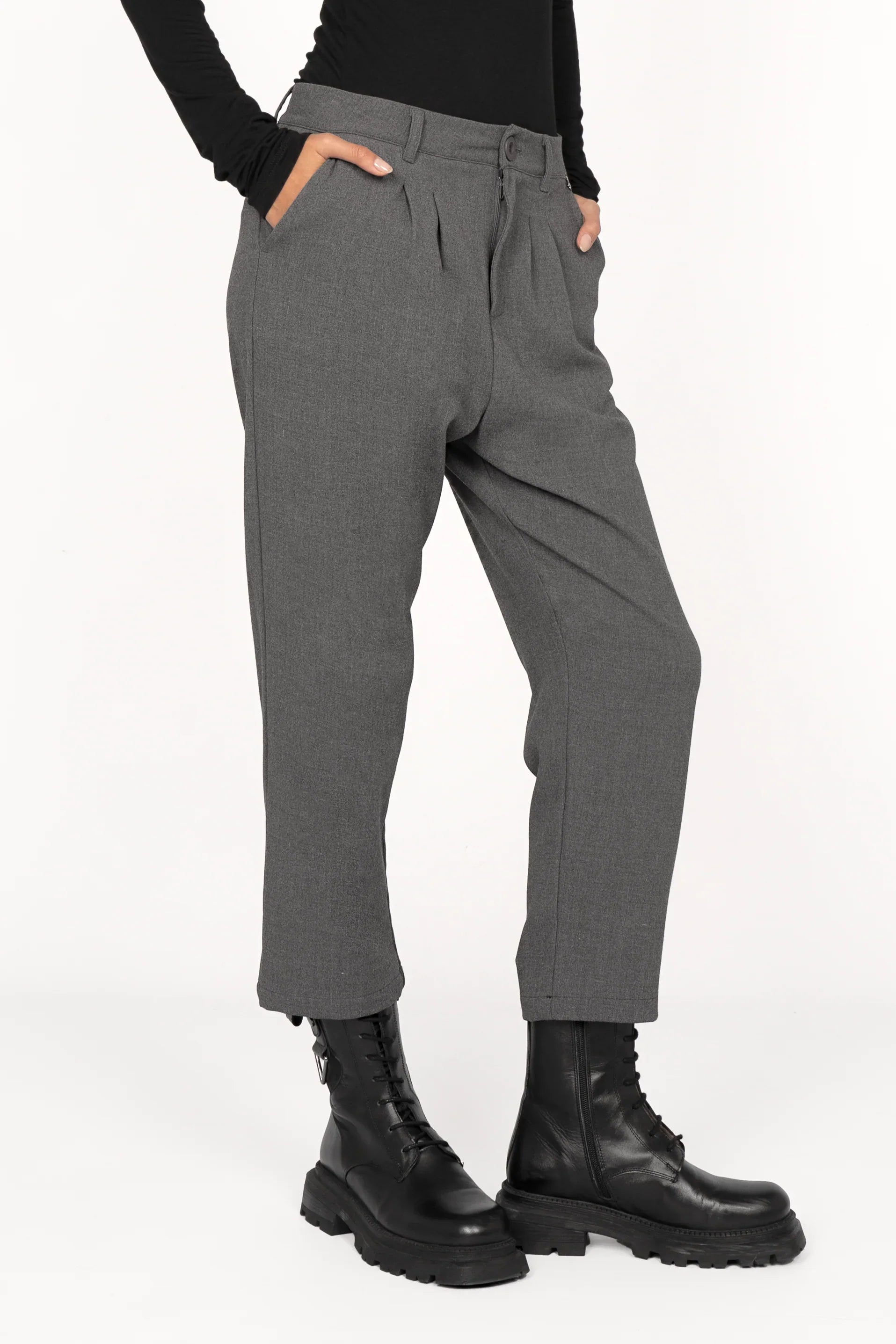 TINKE cropped fit trousers