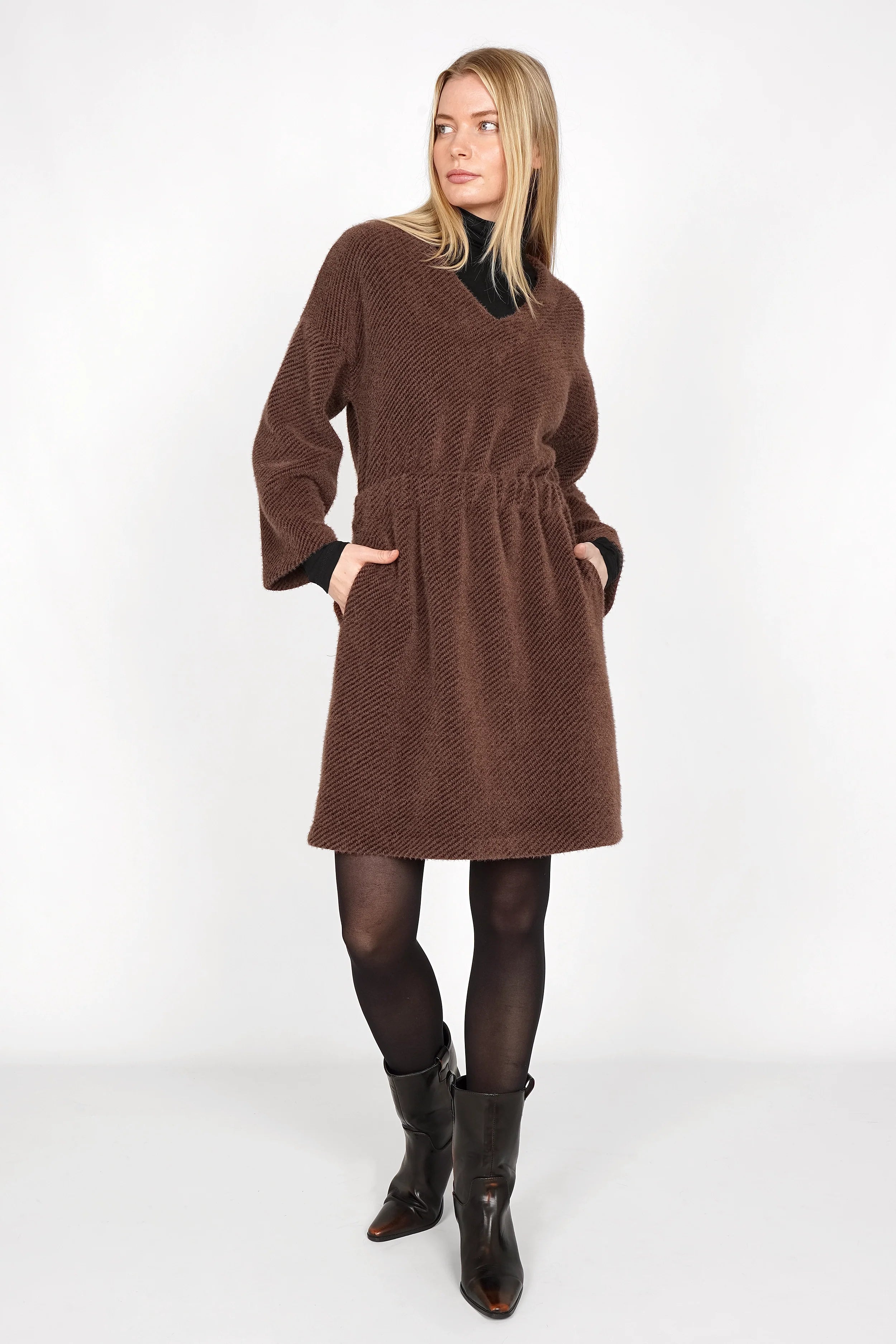UJALE dress with velvety-soft short-haired fur texture