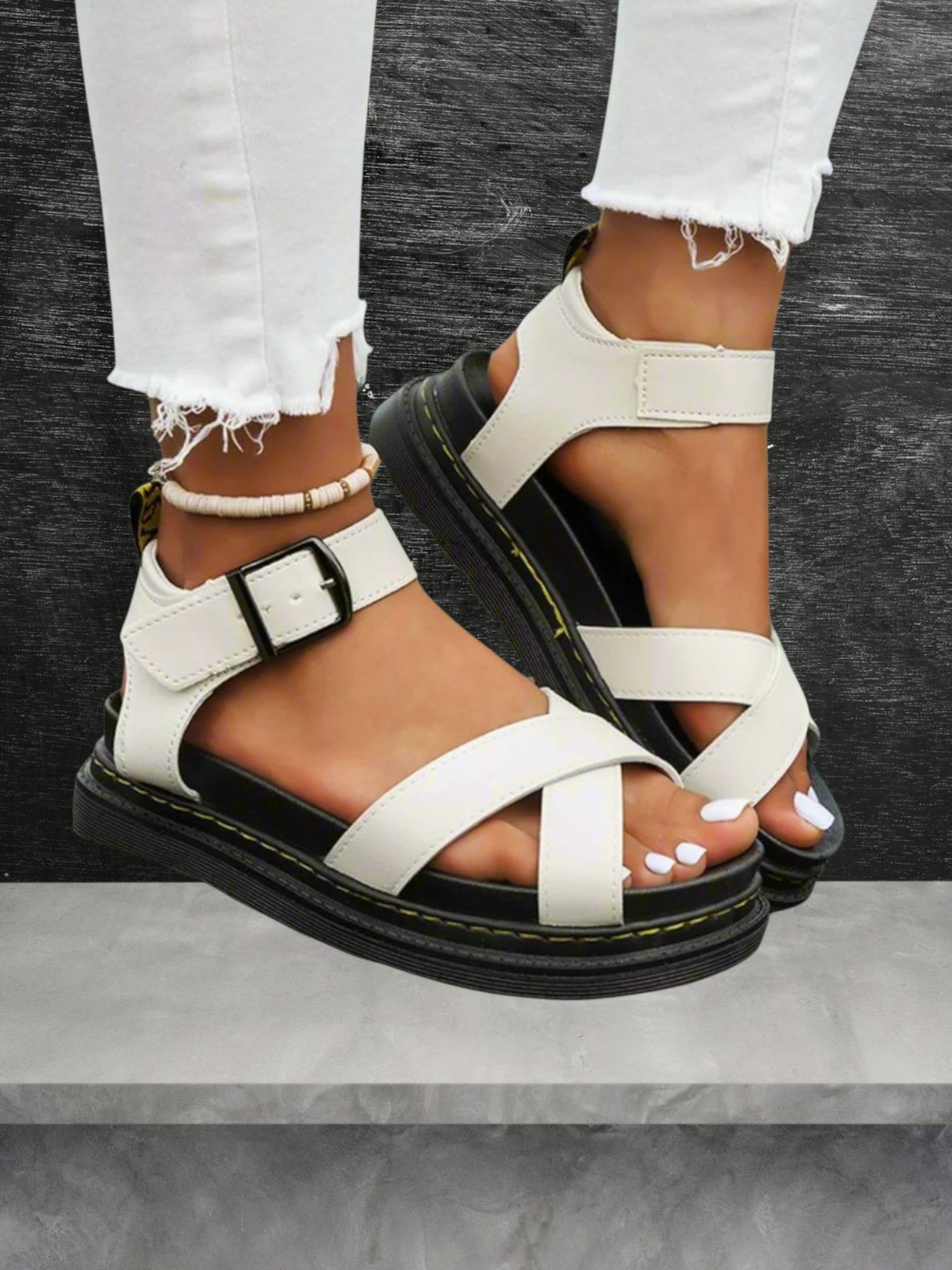 Verena | Soft Step Sandals - Nora & Ivy Boutique