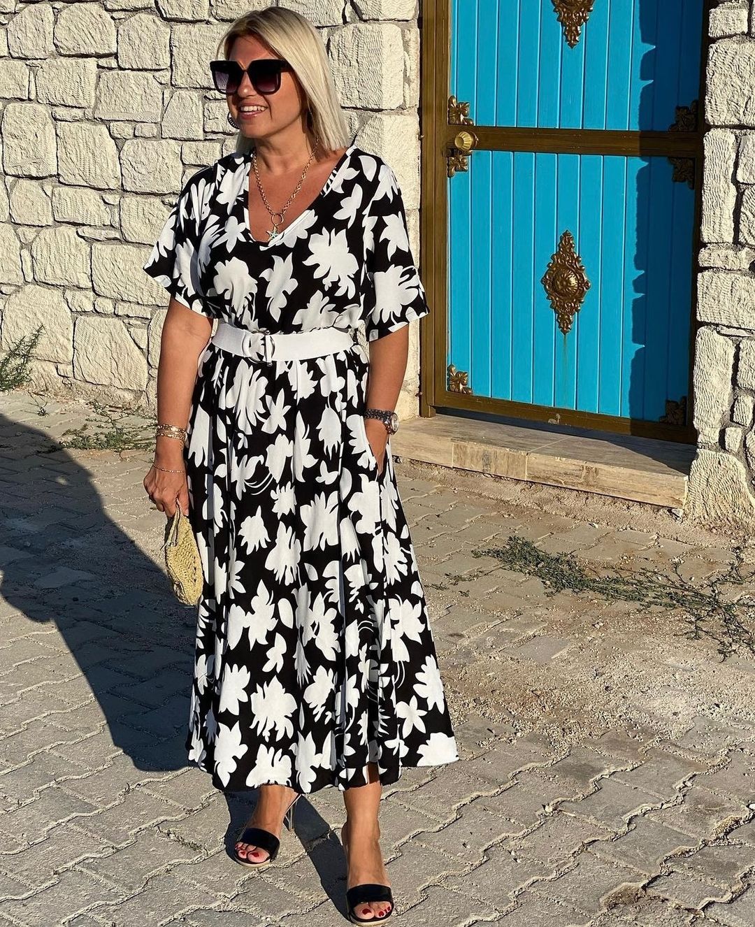 Rosabel | Graceful Flowy Dress - Nora & Ivy Boutique