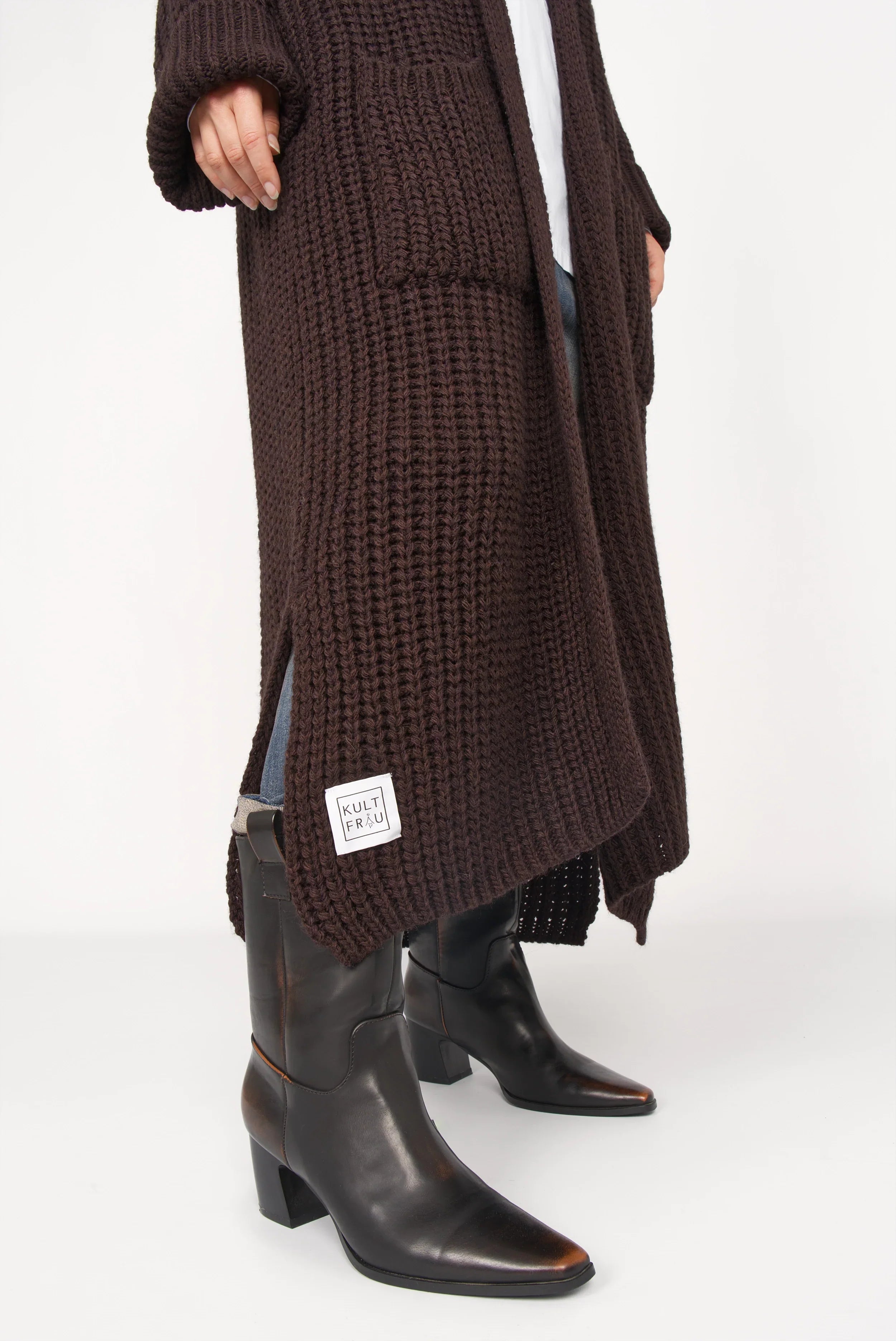 LOLA knit cardigan