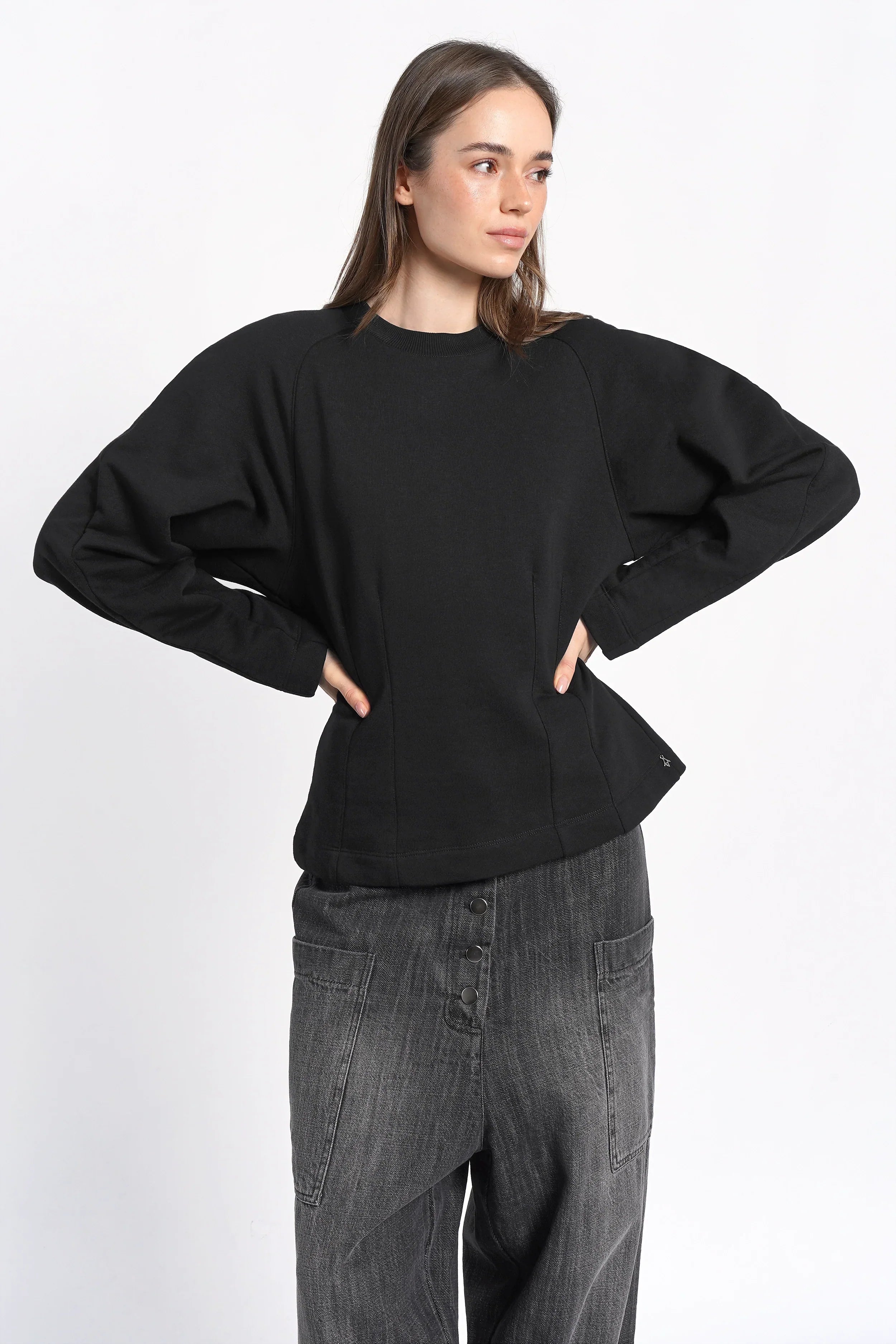 MALVEA sweater