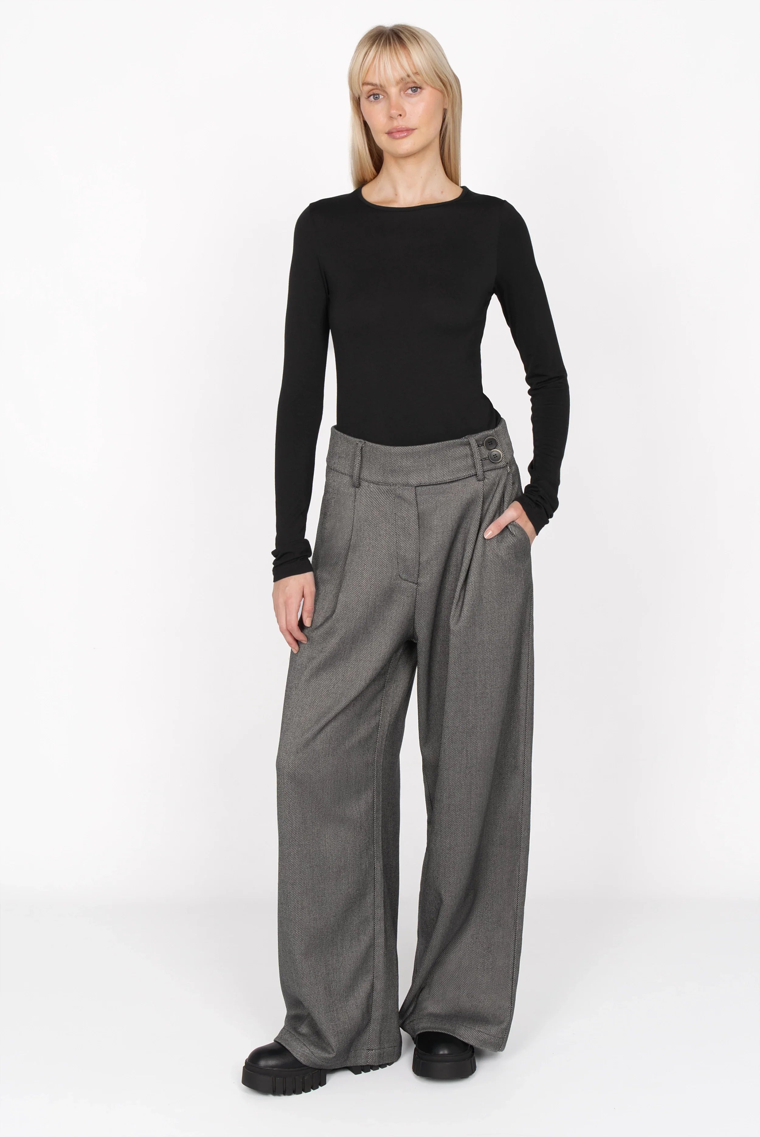 NARAY longsleeve also in soft viscose jersey