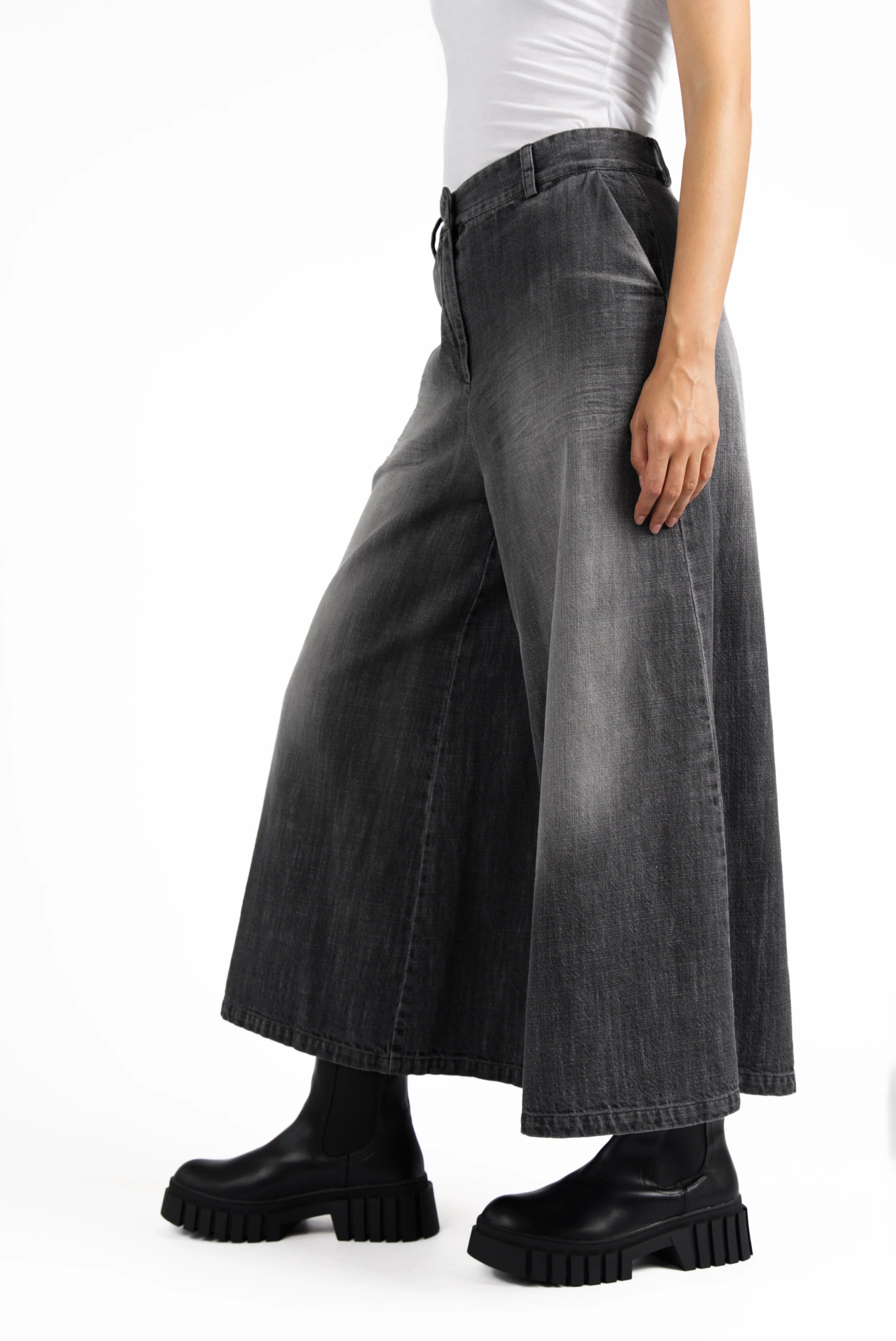 NEDITA cropped wide leg pants